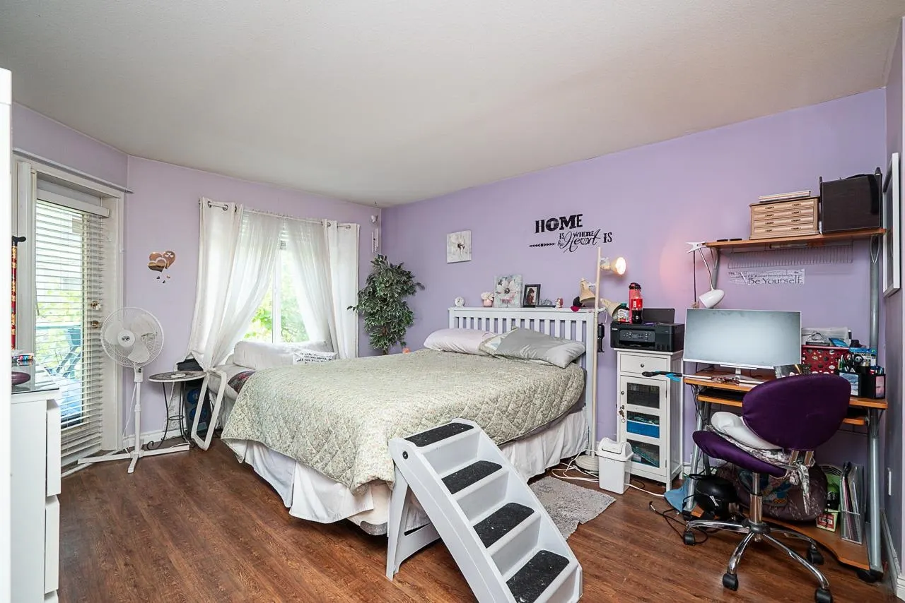 20443 53 Avenue #209