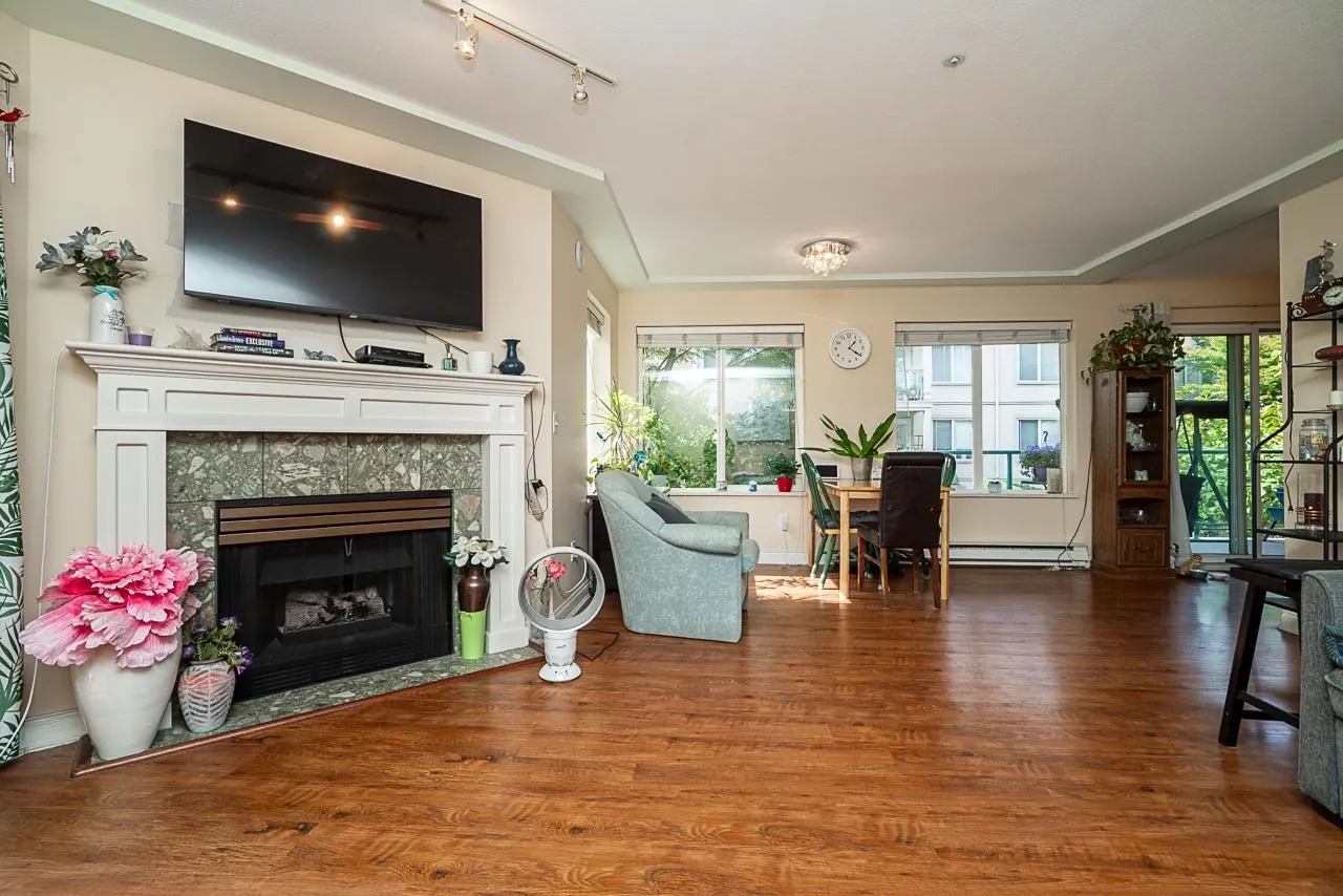 20443 53 Avenue #209