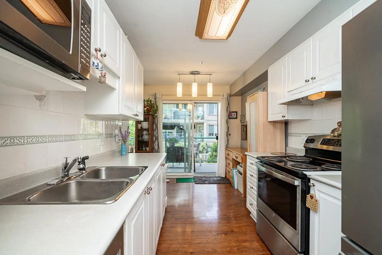 20443 53 Avenue #209