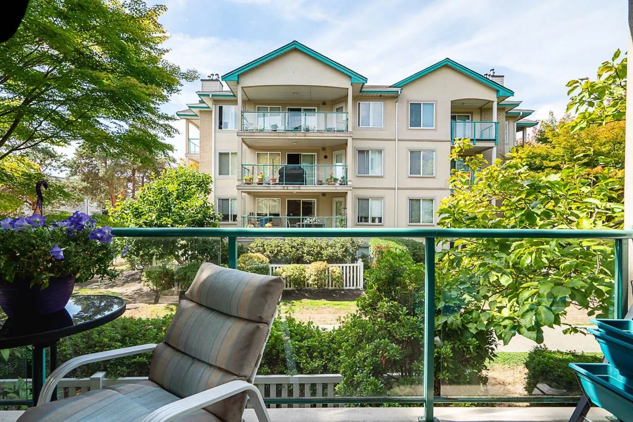 20443 53 Avenue #209