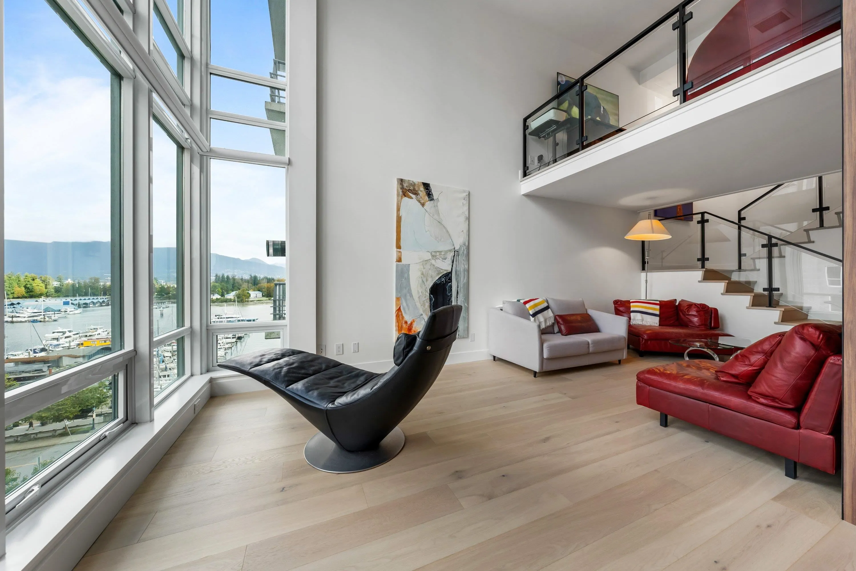 590 Nicola Street #807