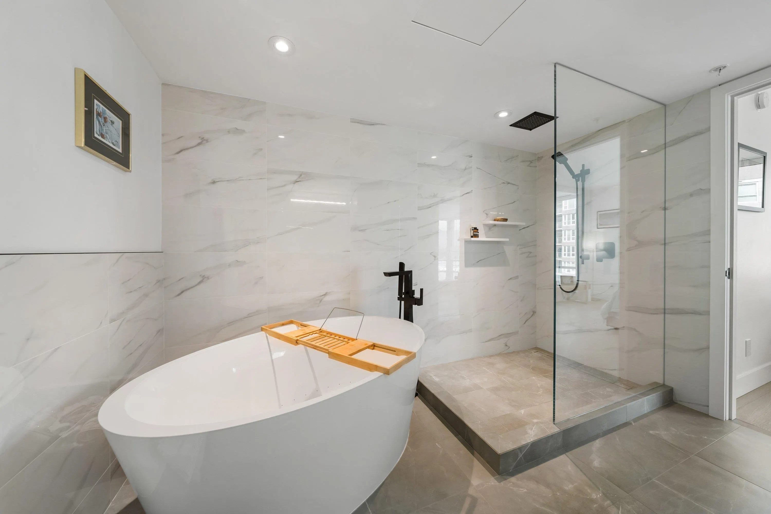 590 Nicola Street #807
