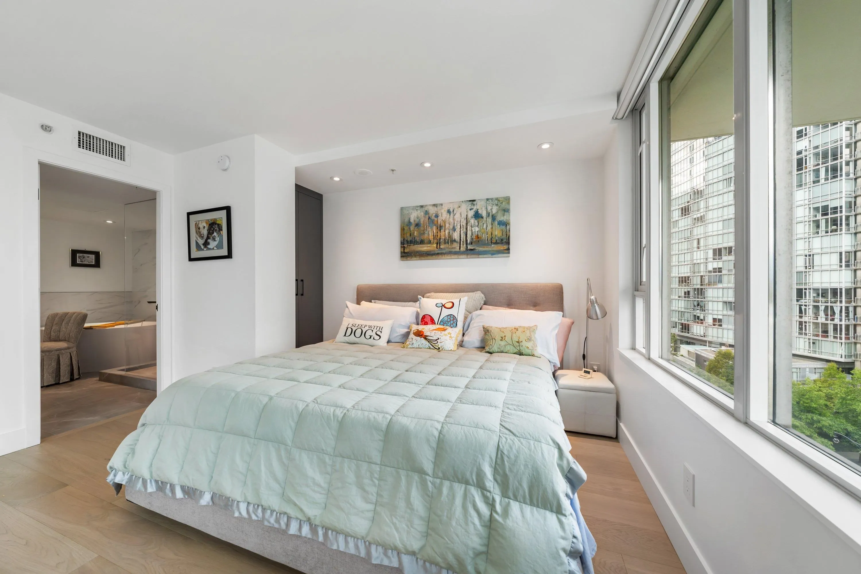 590 Nicola Street #807