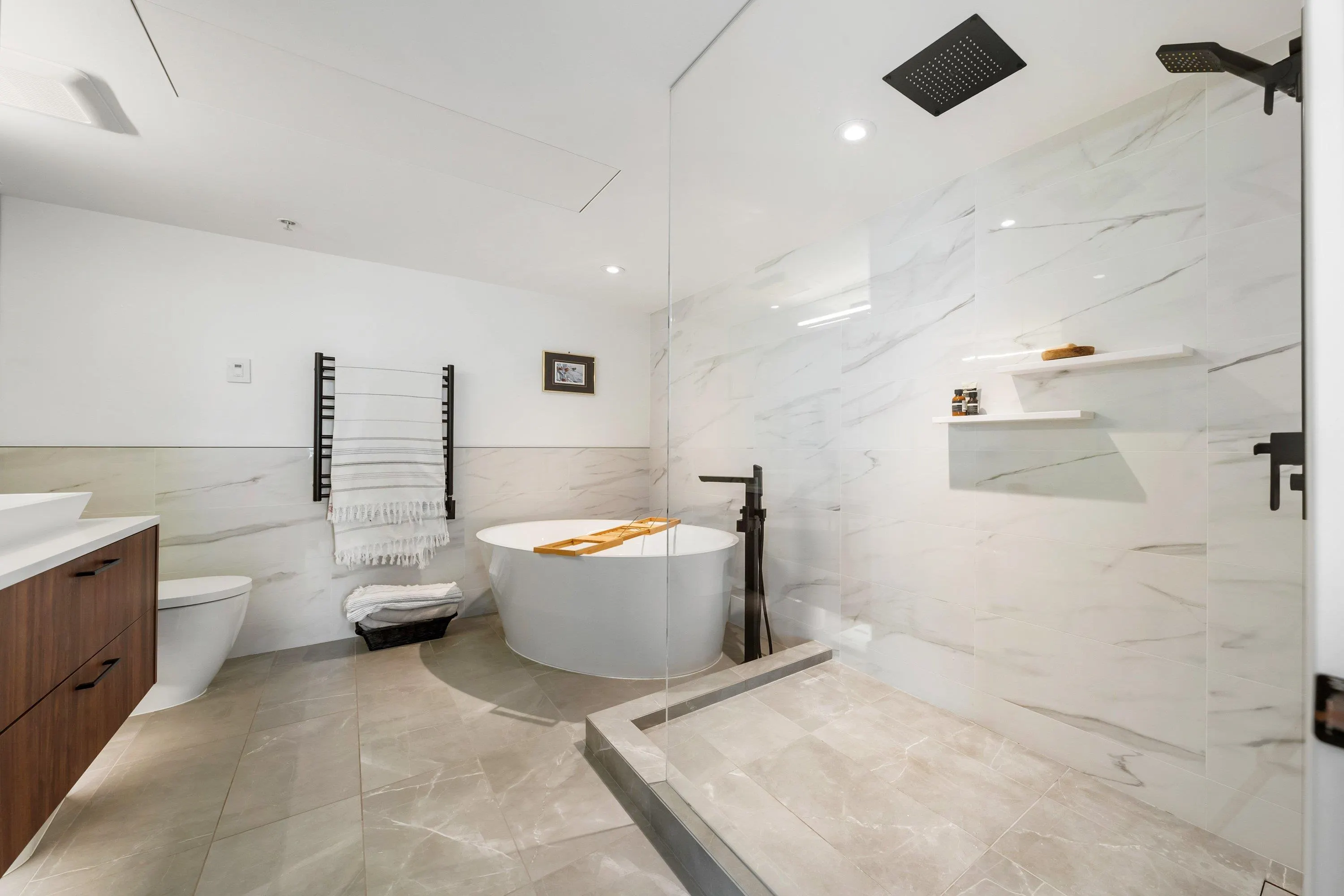 590 Nicola Street #807
