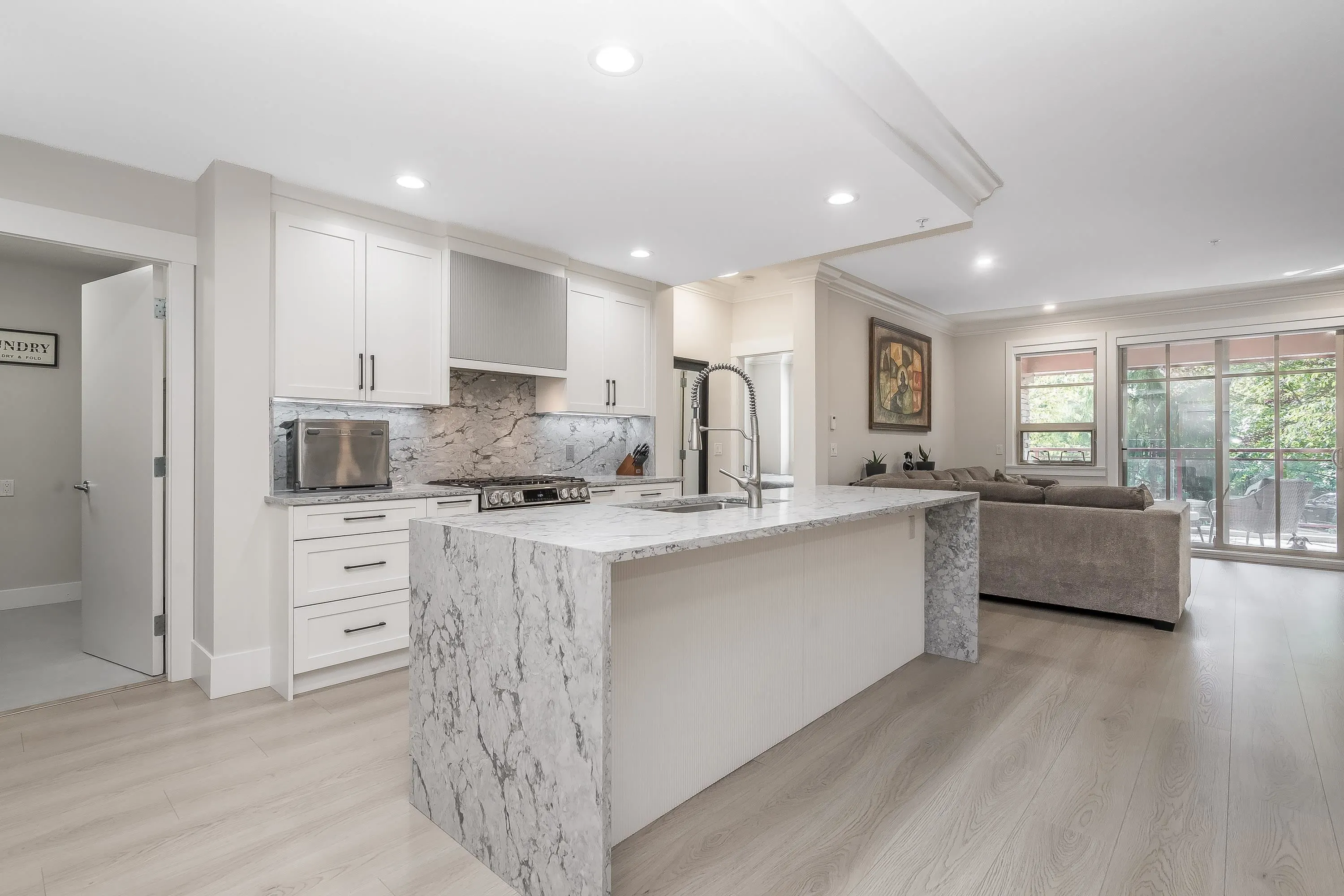 16499 64 Avenue #201
