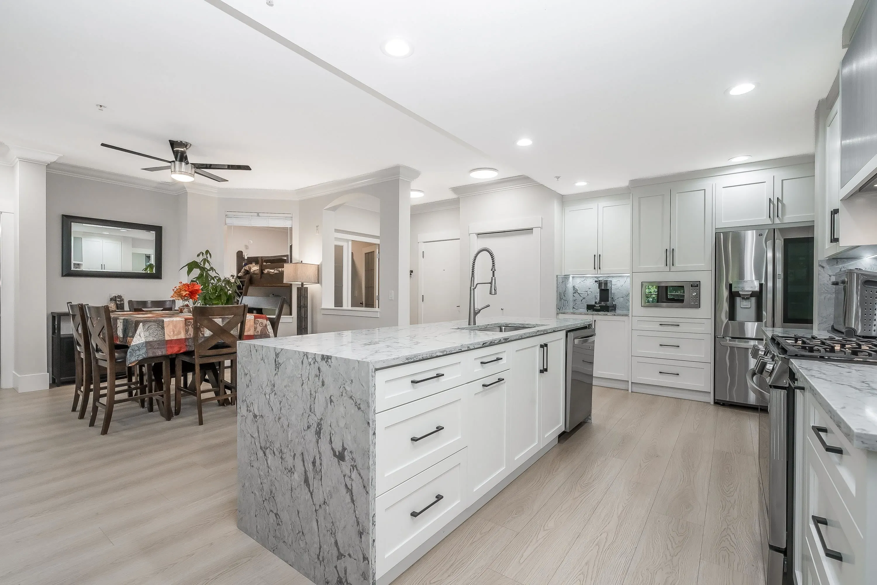 16499 64 Avenue #201