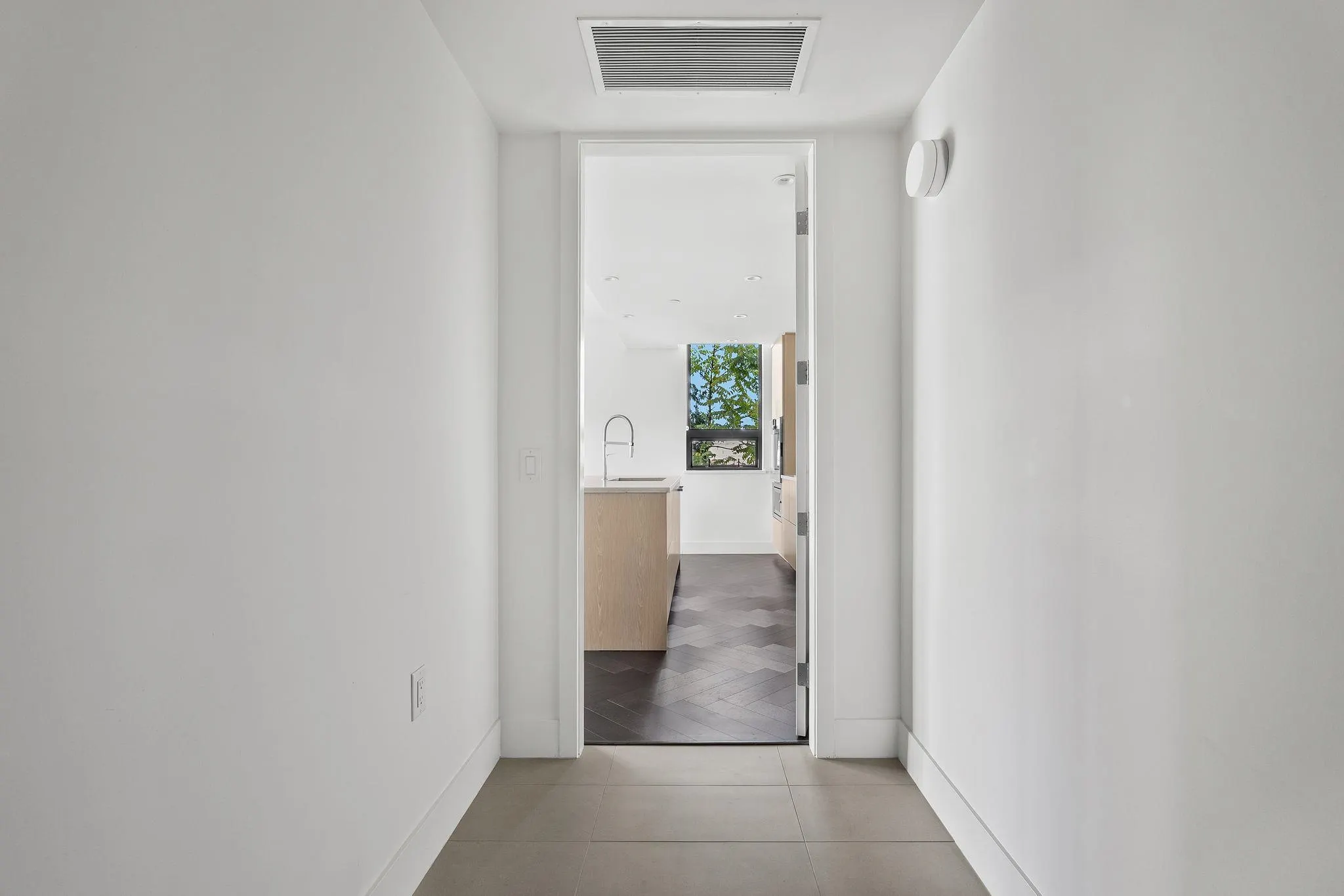 633 W King Edward Avenue #303