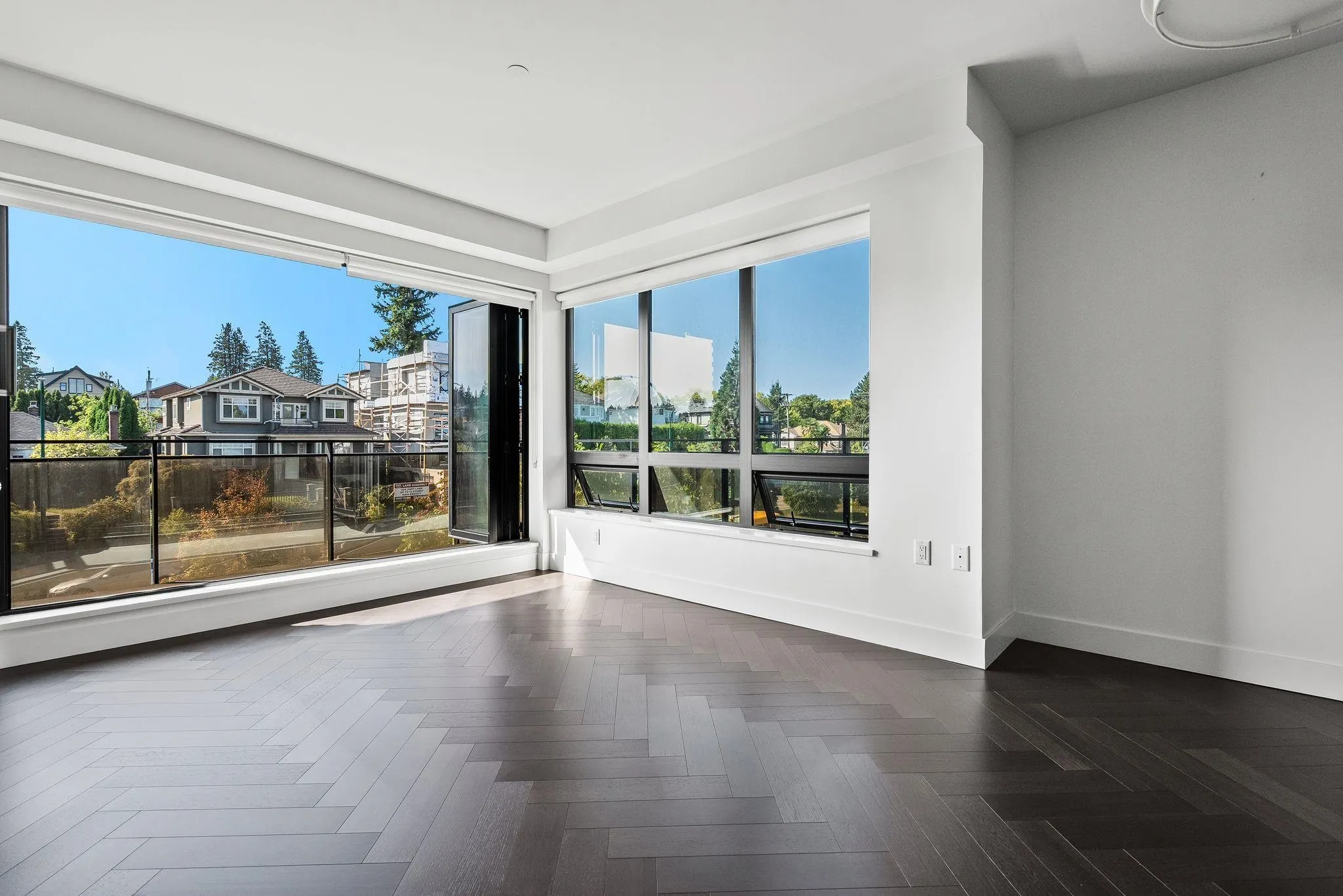 633 W King Edward Avenue #303