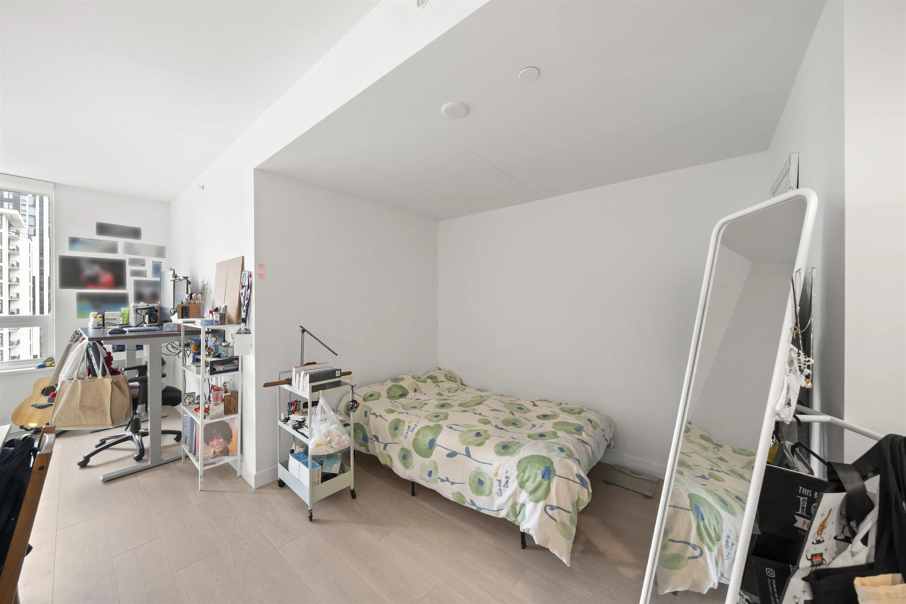 6537 Telford Avenue #903