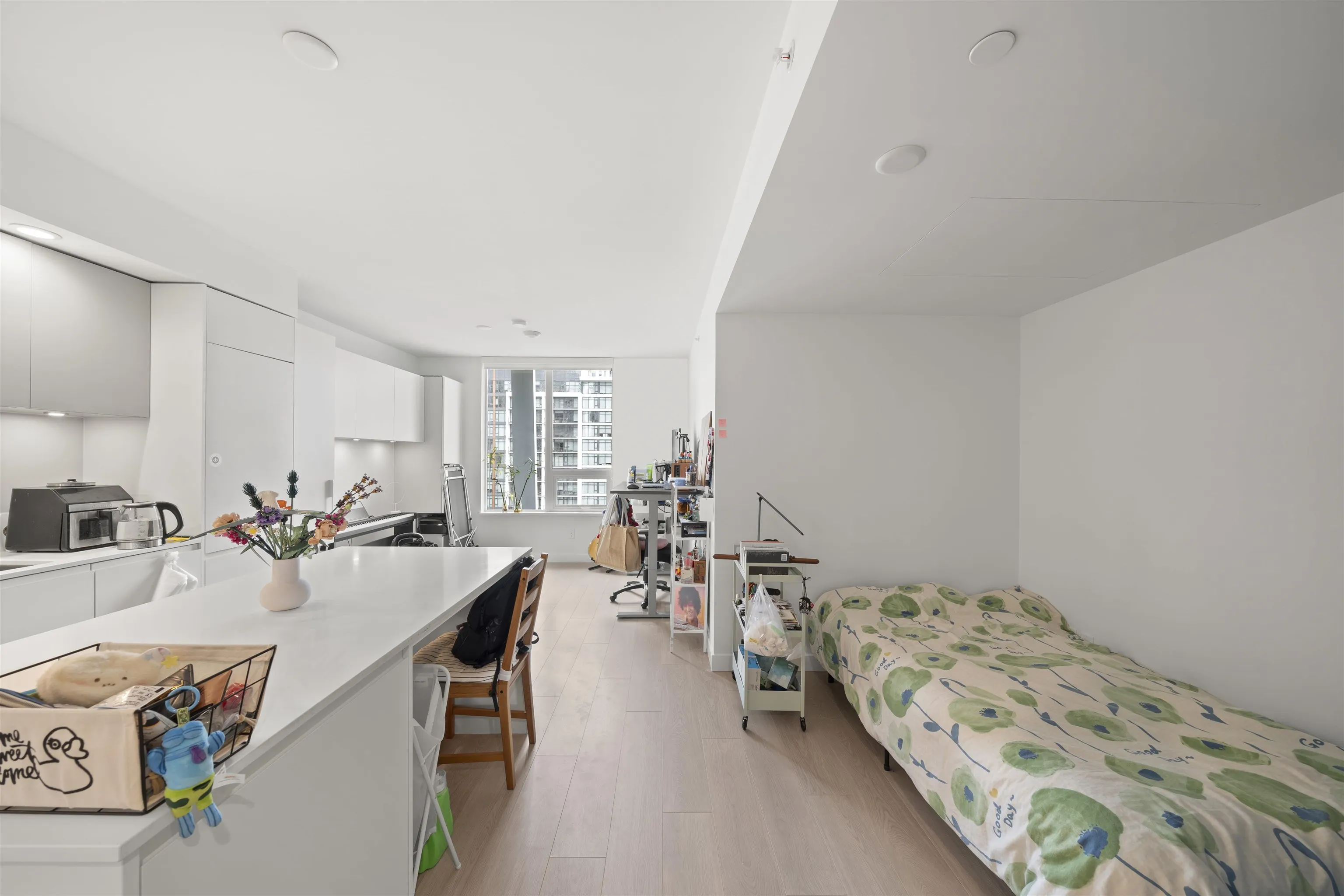6537 Telford Avenue #903