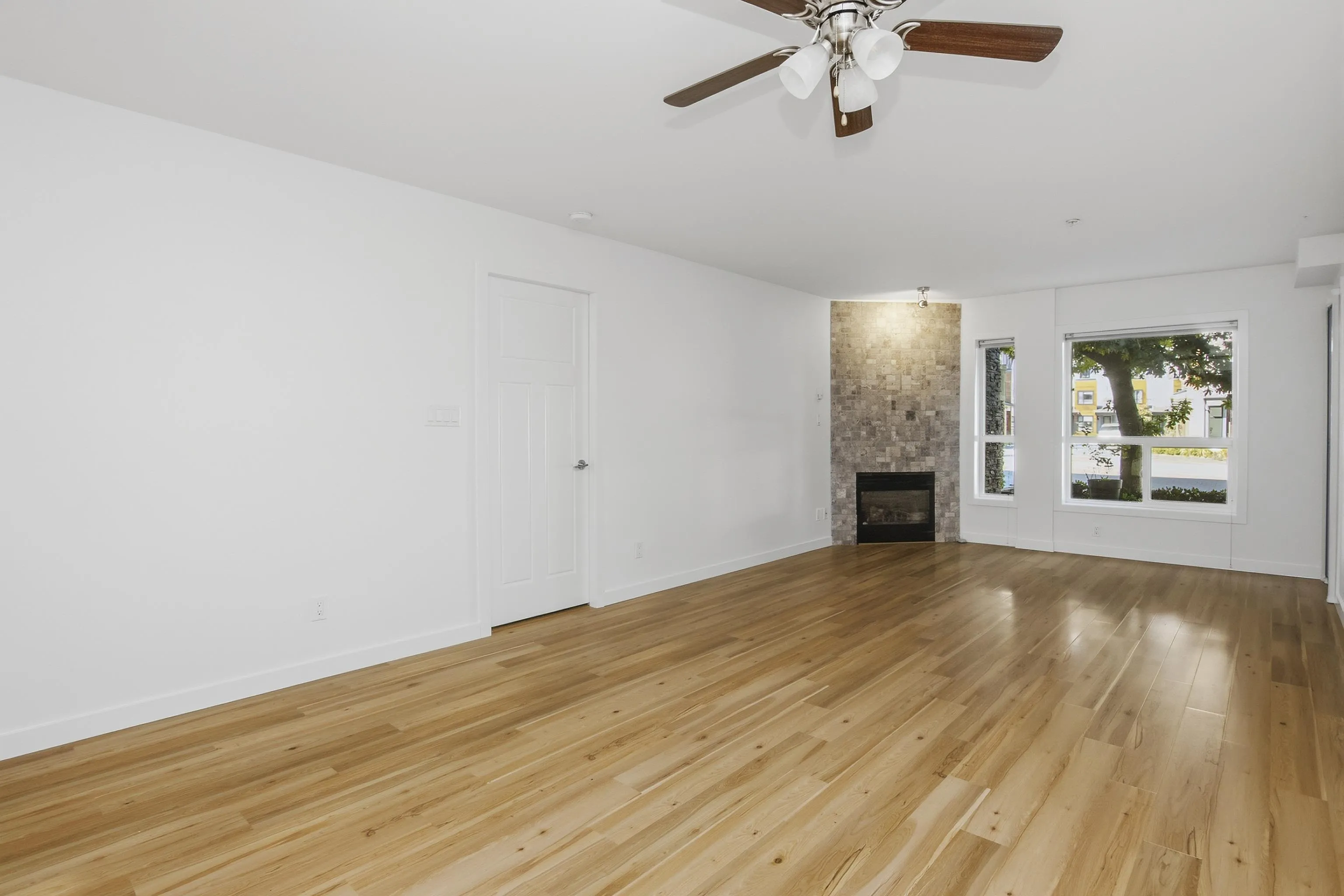 1212 Main Street #115