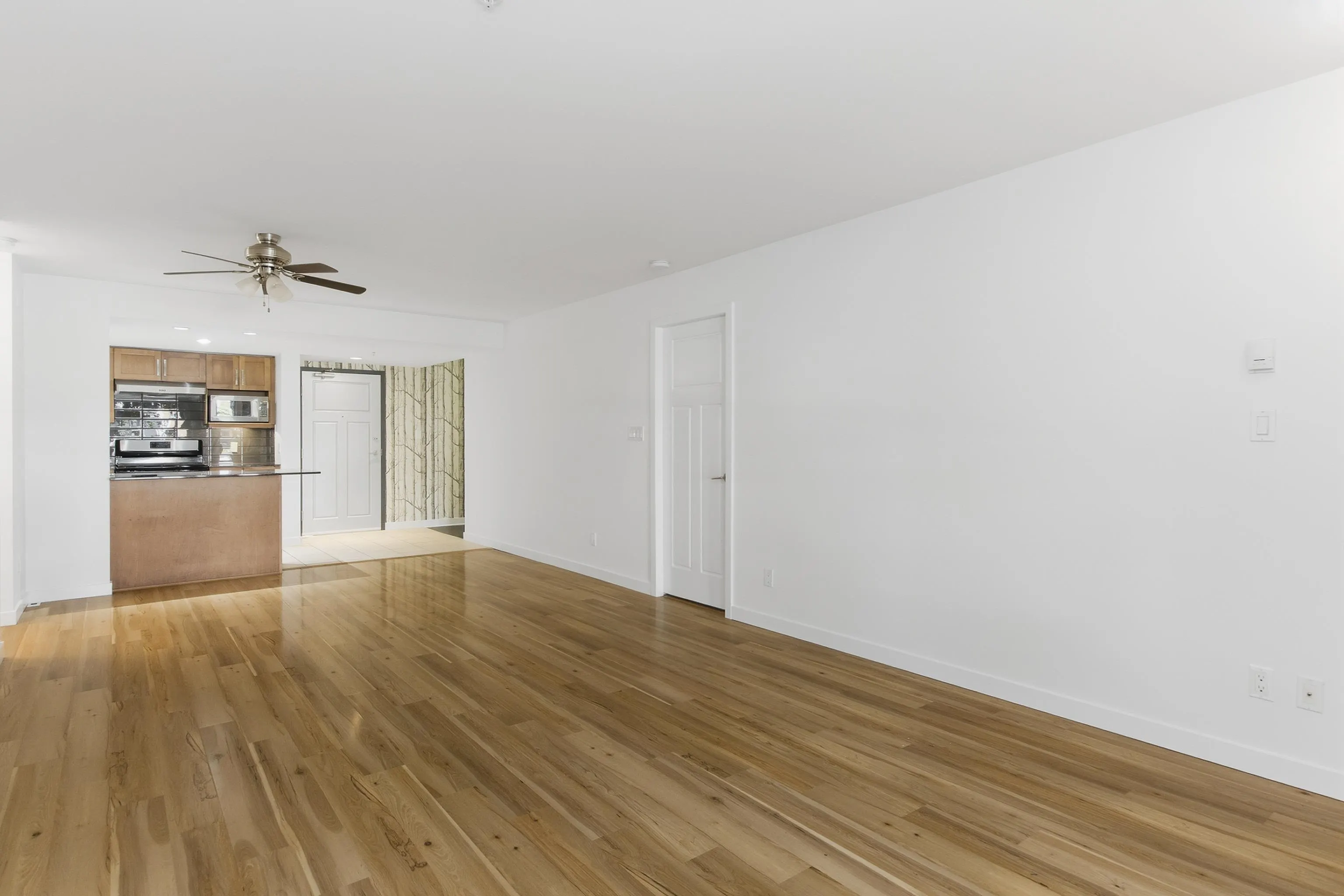 1212 Main Street #115