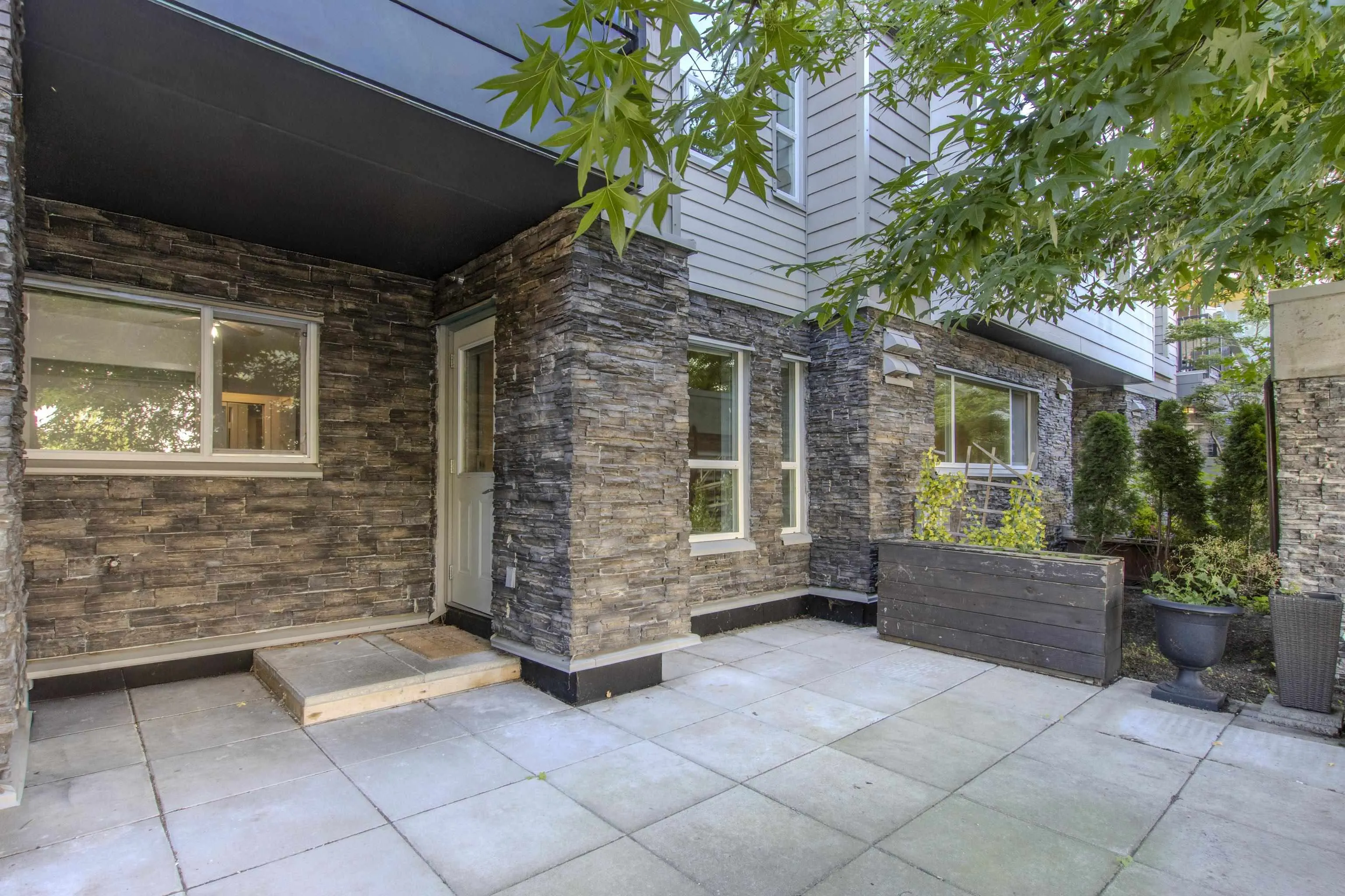 1212 Main Street #115