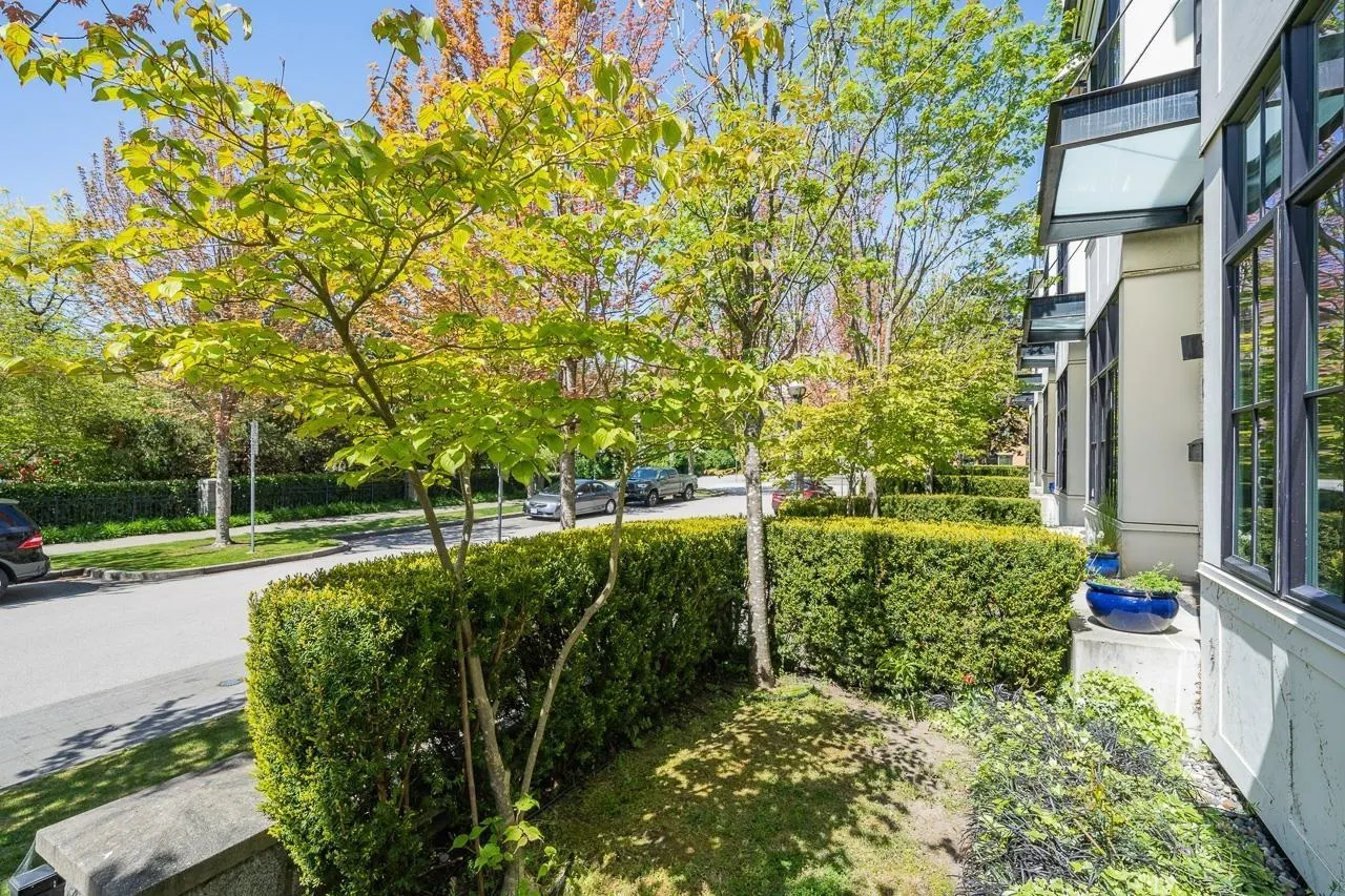6288 Eagles Drive #Studio