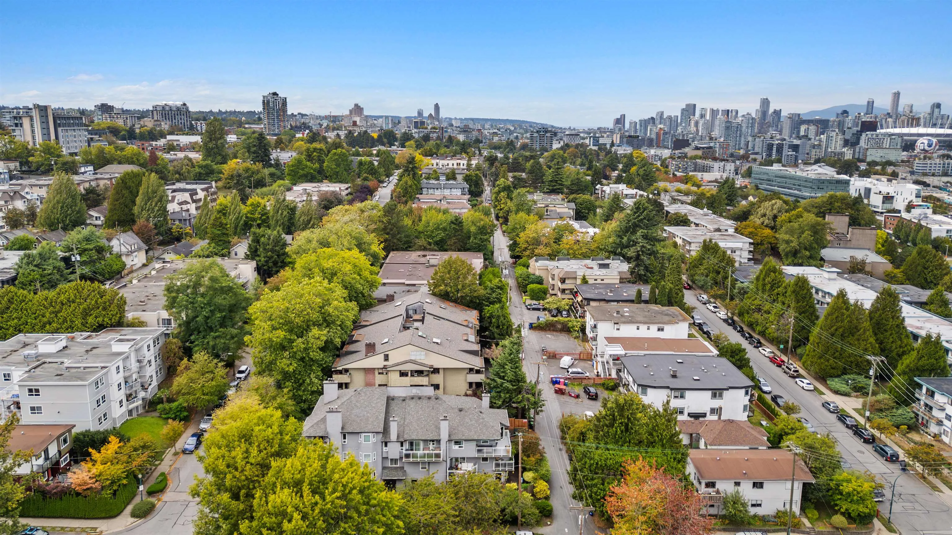 853 E 7 Avenue #206