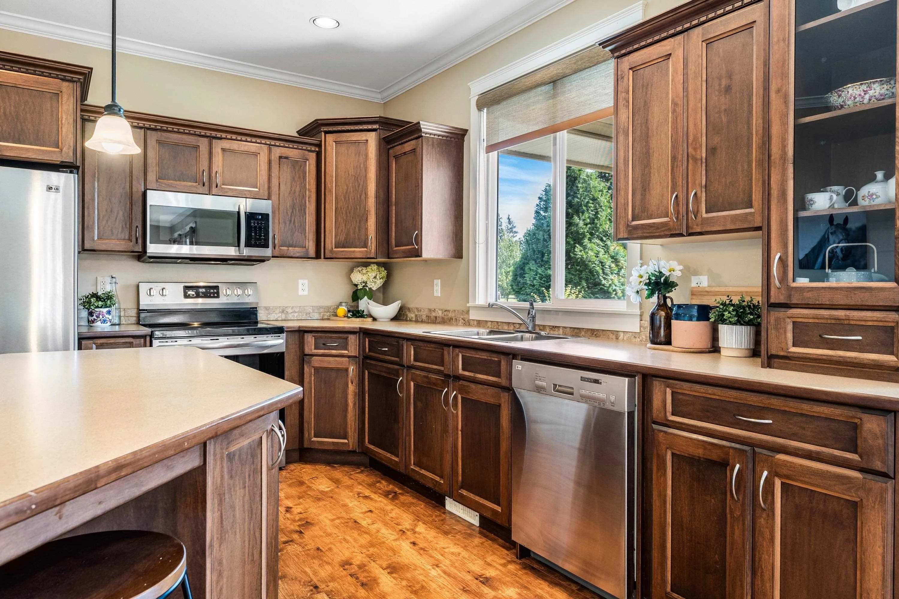 10113 Williams Road #6