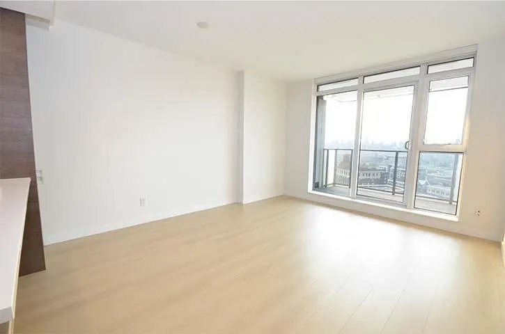 285 E 10th Avenue #1512