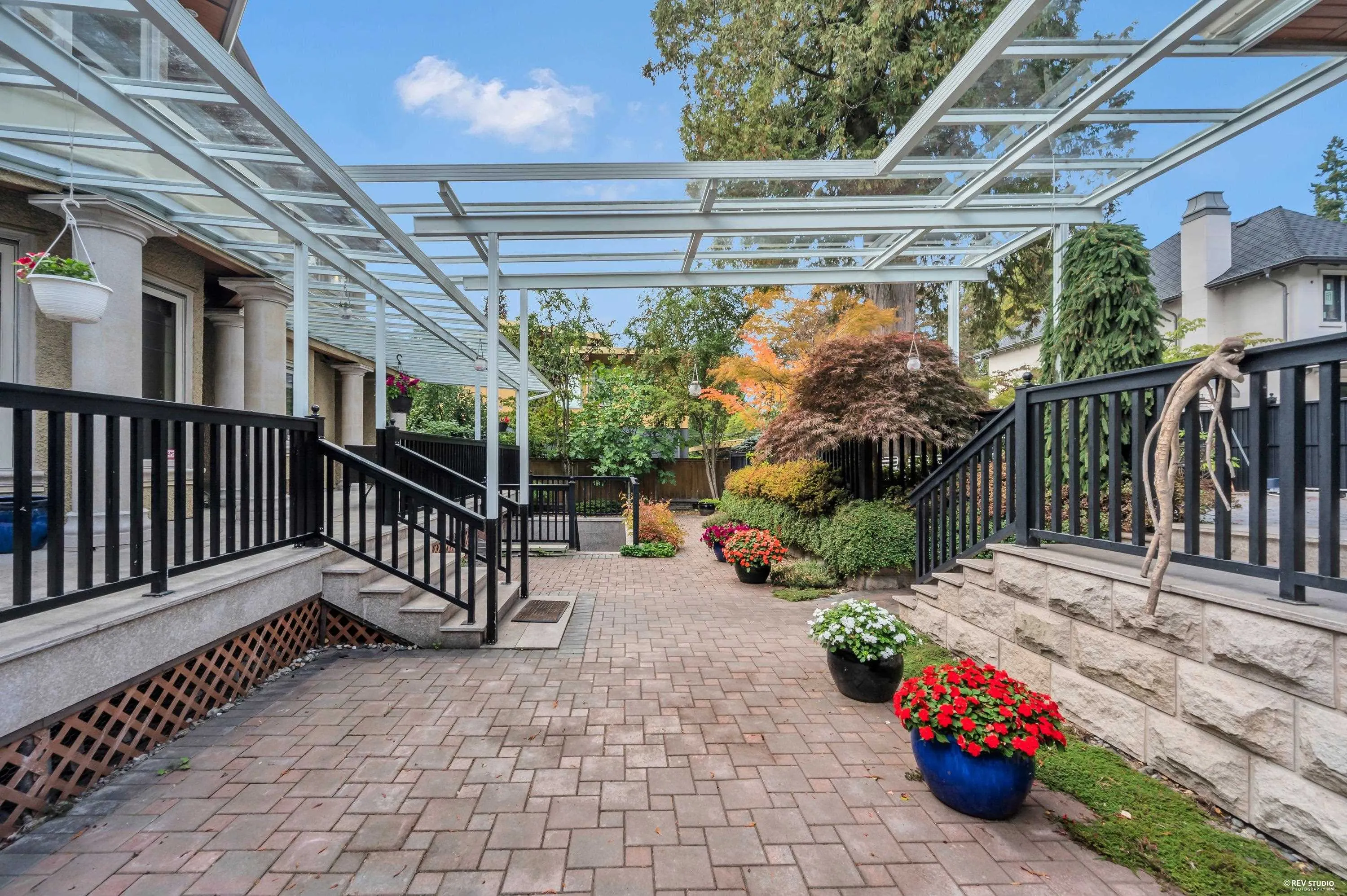 2769 W 49th Avenue