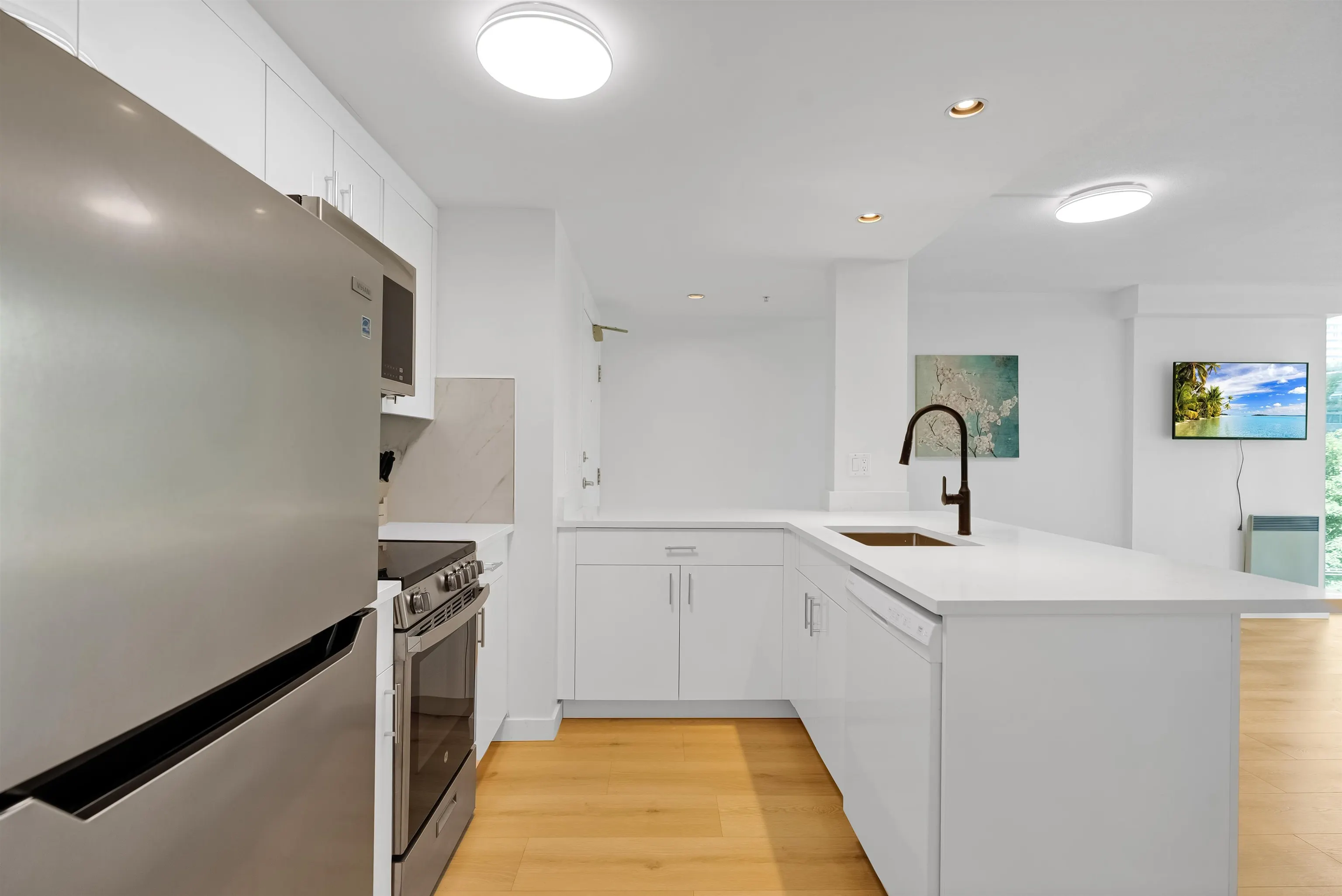 1331 W Georgia Street #501