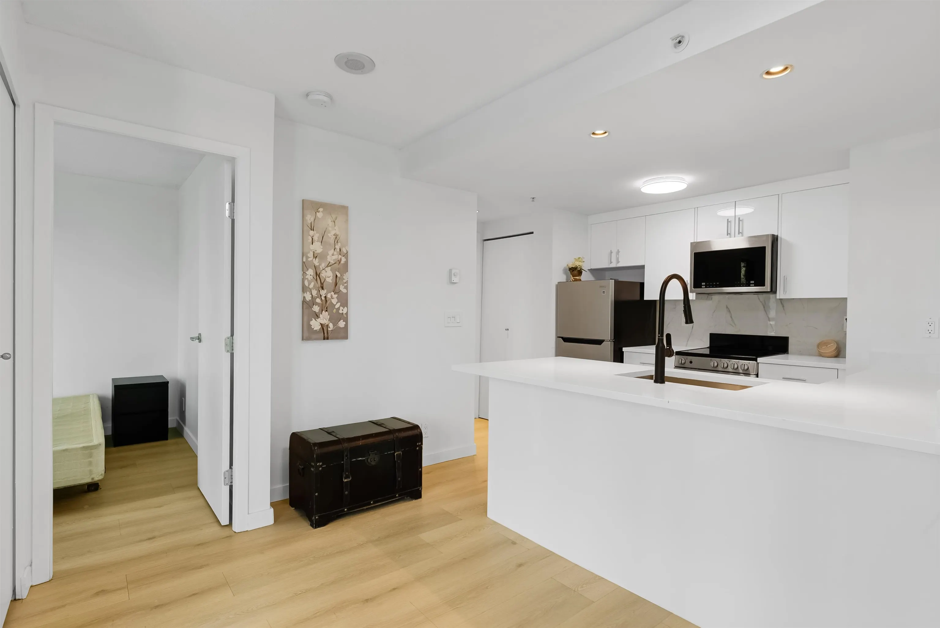 1331 W Georgia Street #501
