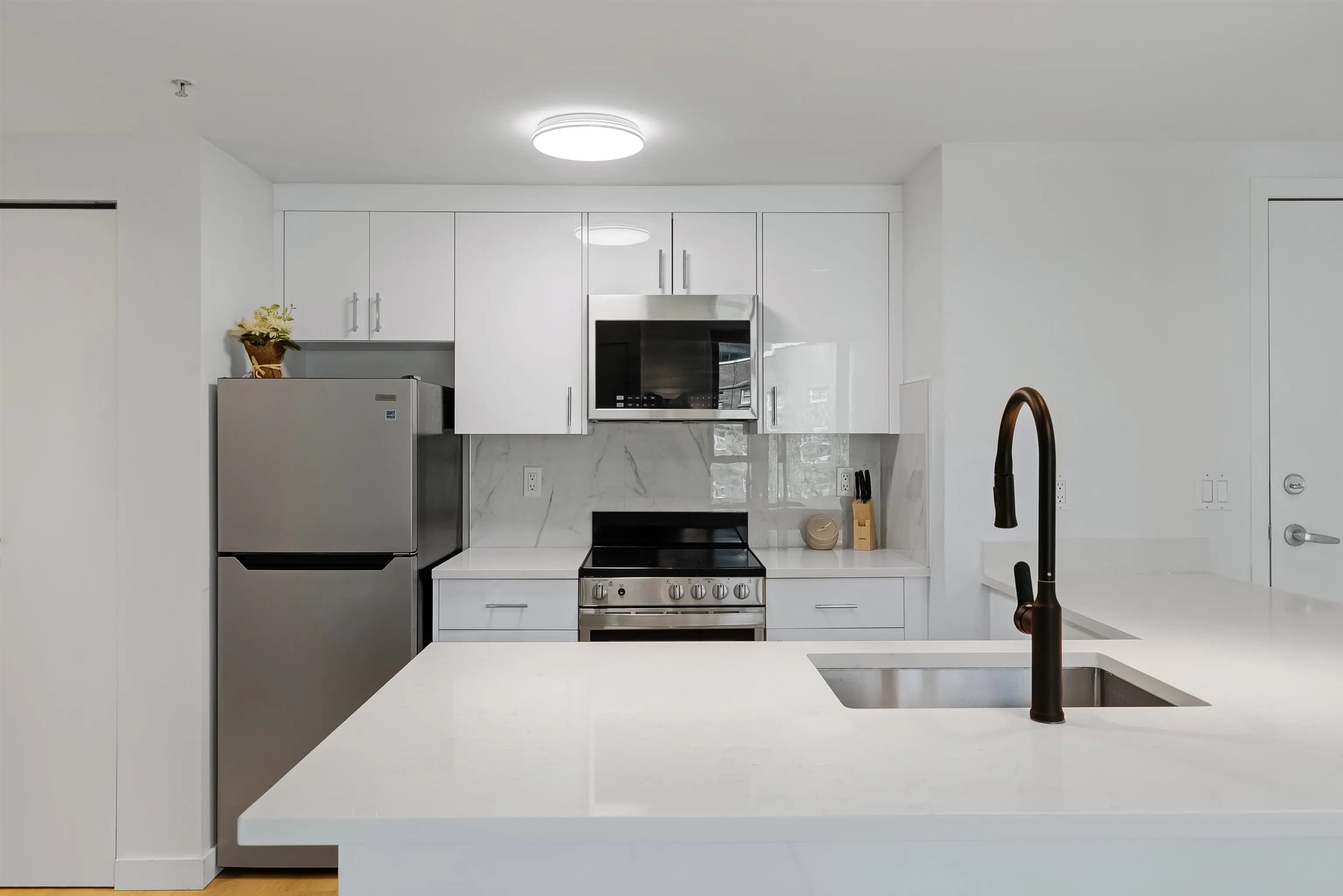 1331 W Georgia Street #501