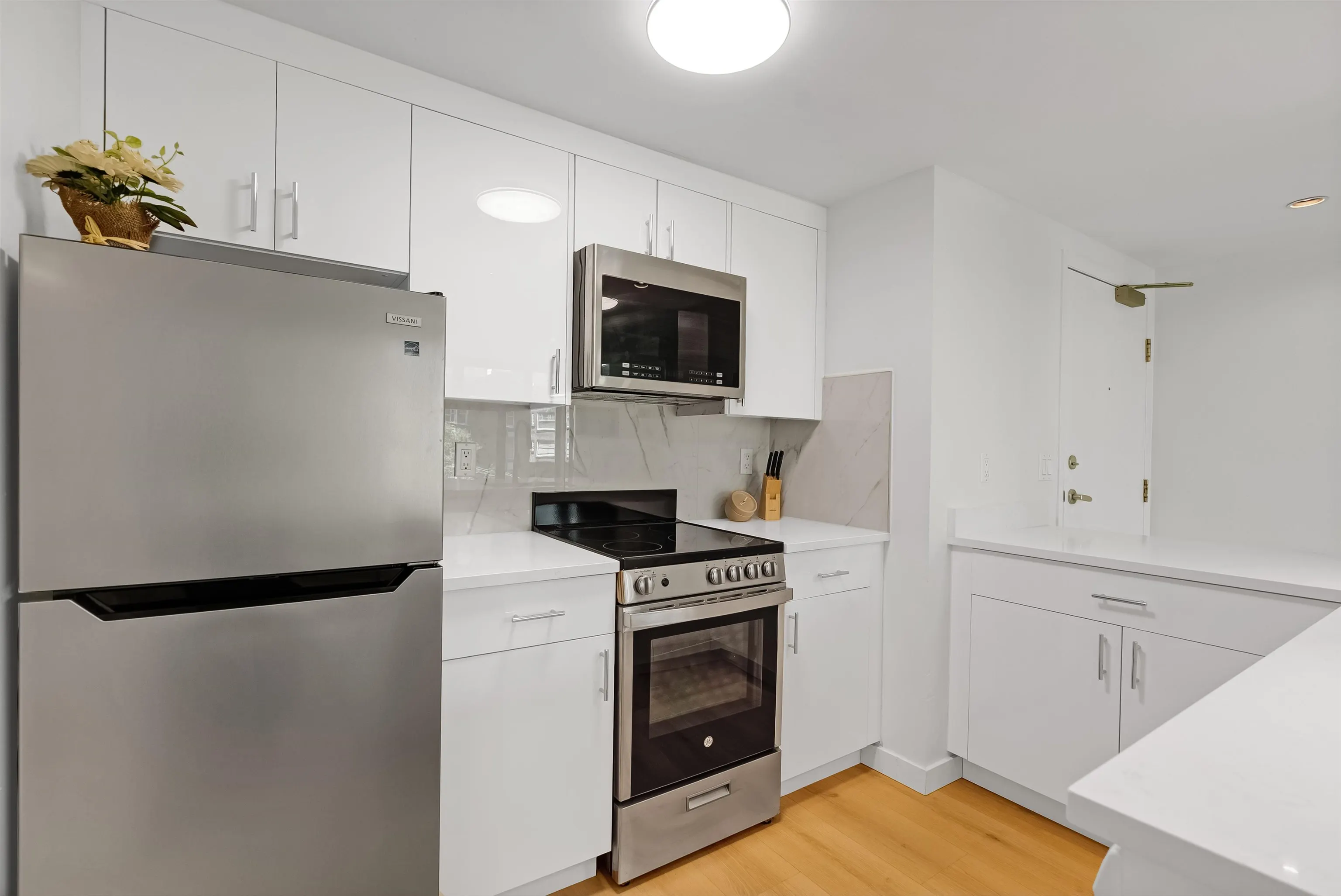 1331 W Georgia Street #501