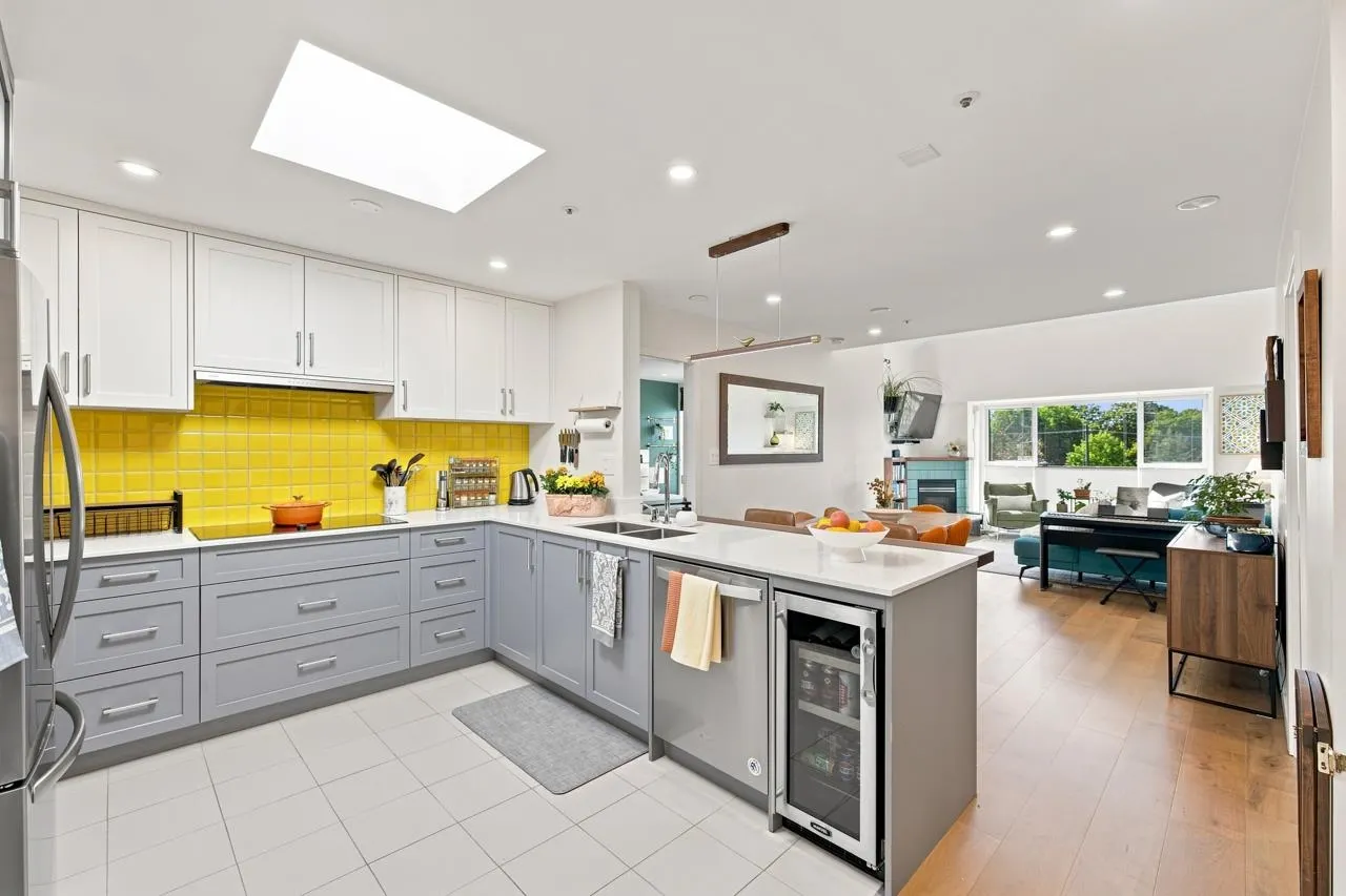 3480 Main Street #412