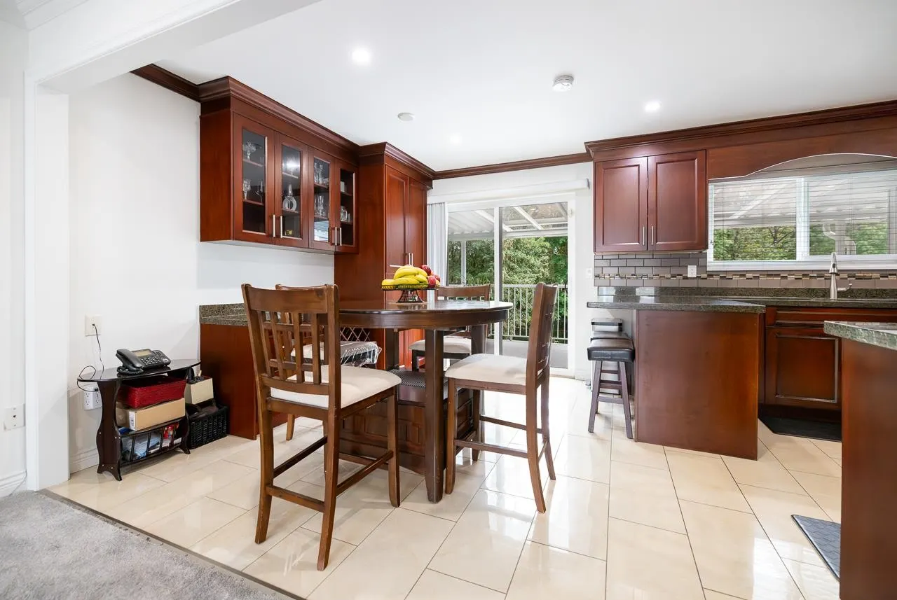 432 Riverview Crescent