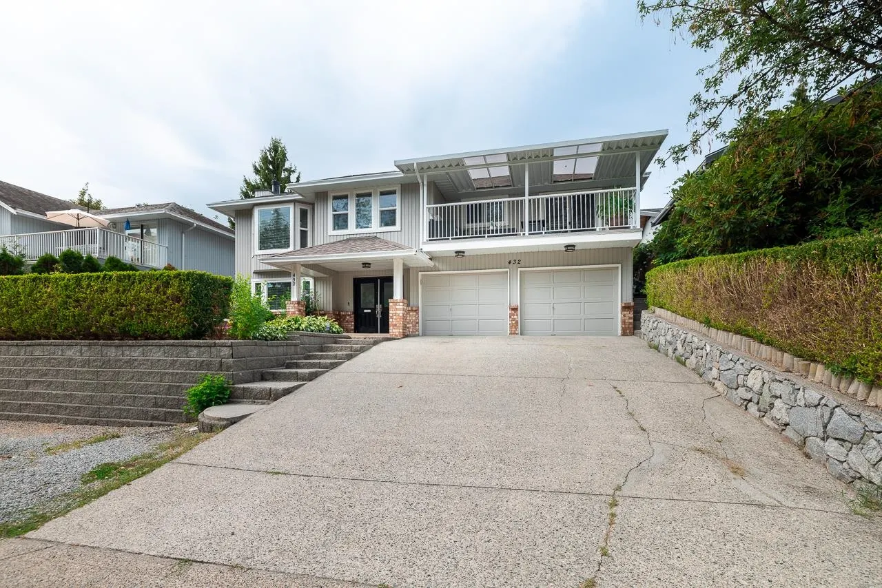 432 Riverview Crescent