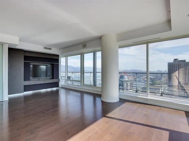 1011 Cordova Street #3603