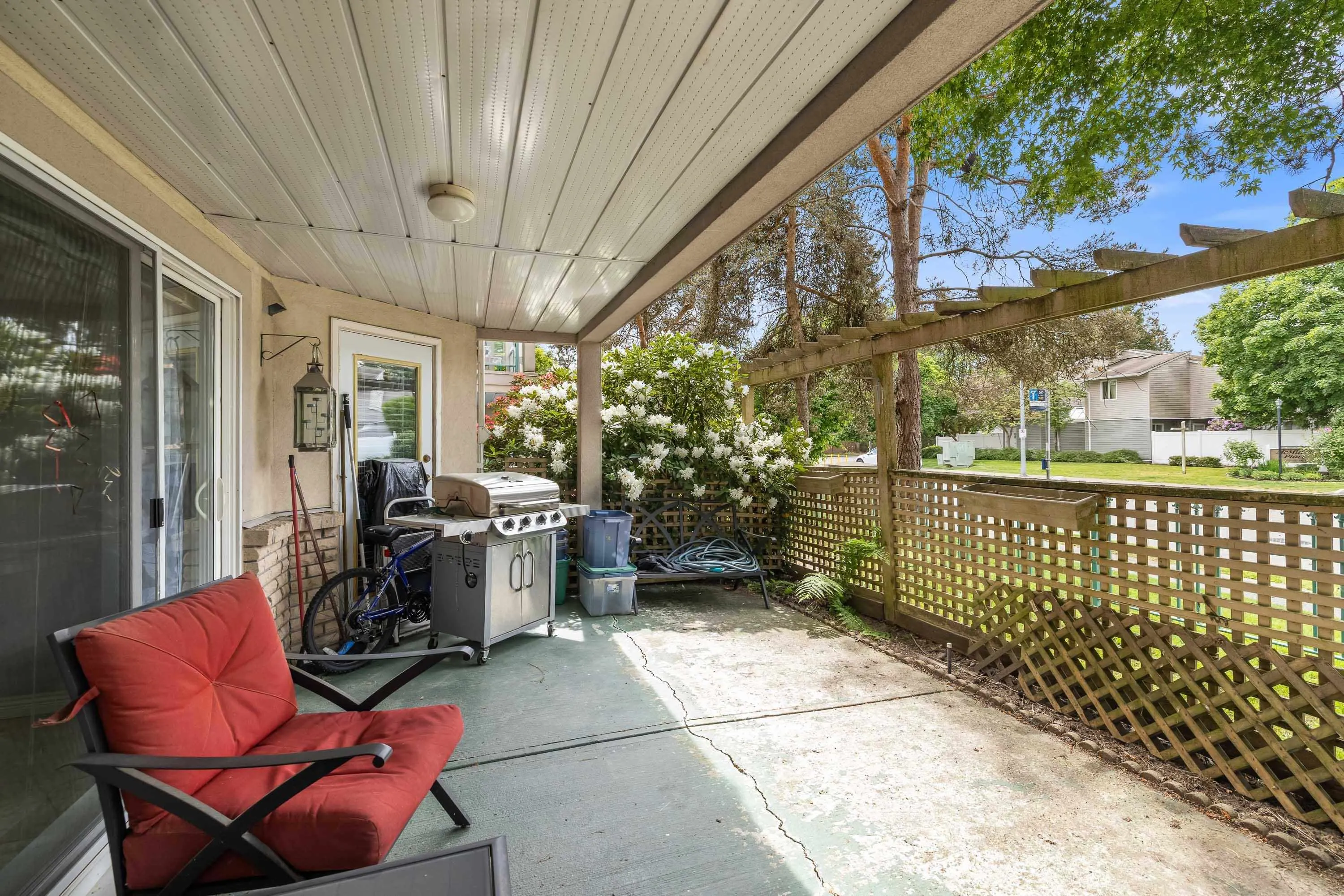20433 53 Avenue #104