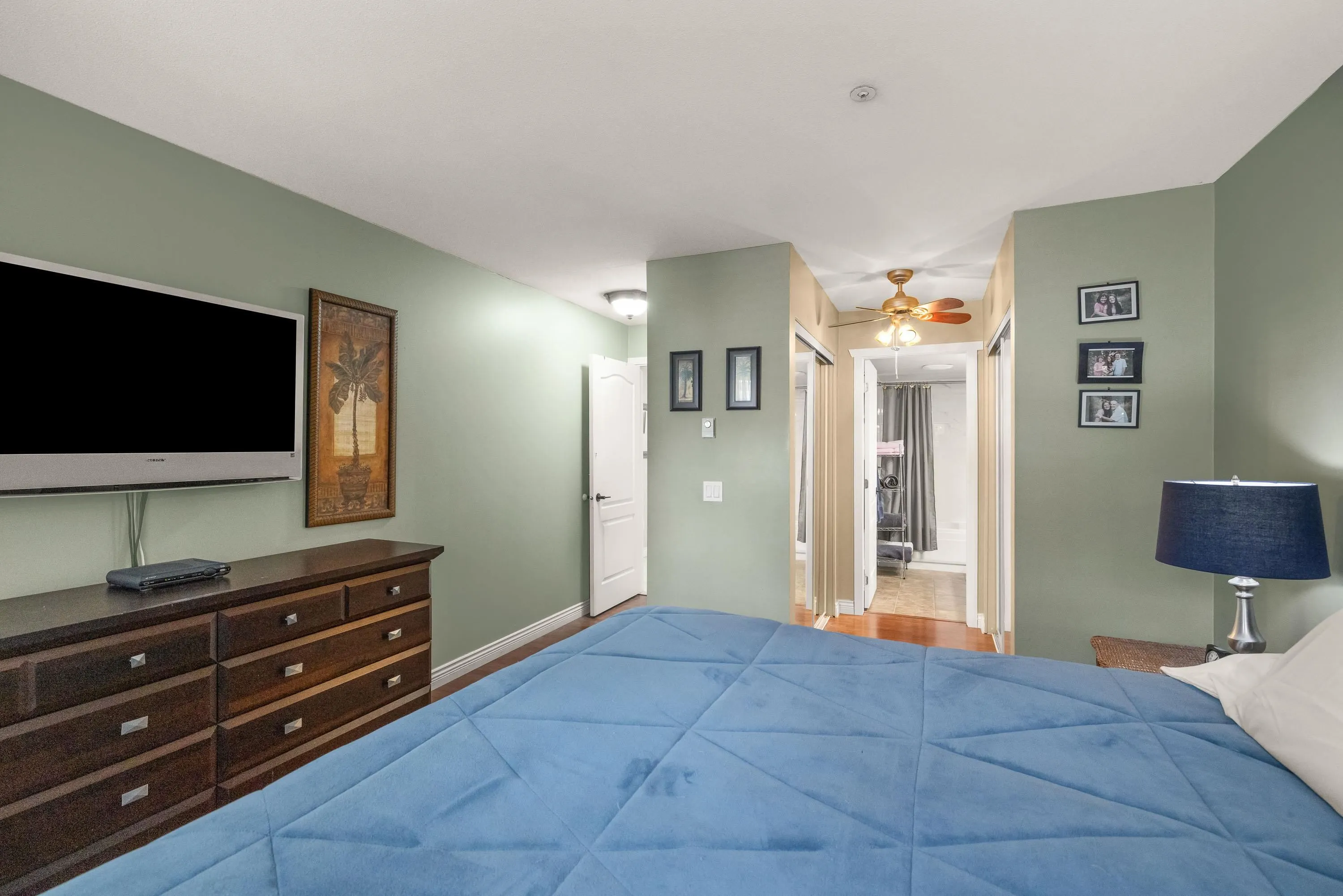 20433 53 Avenue #104