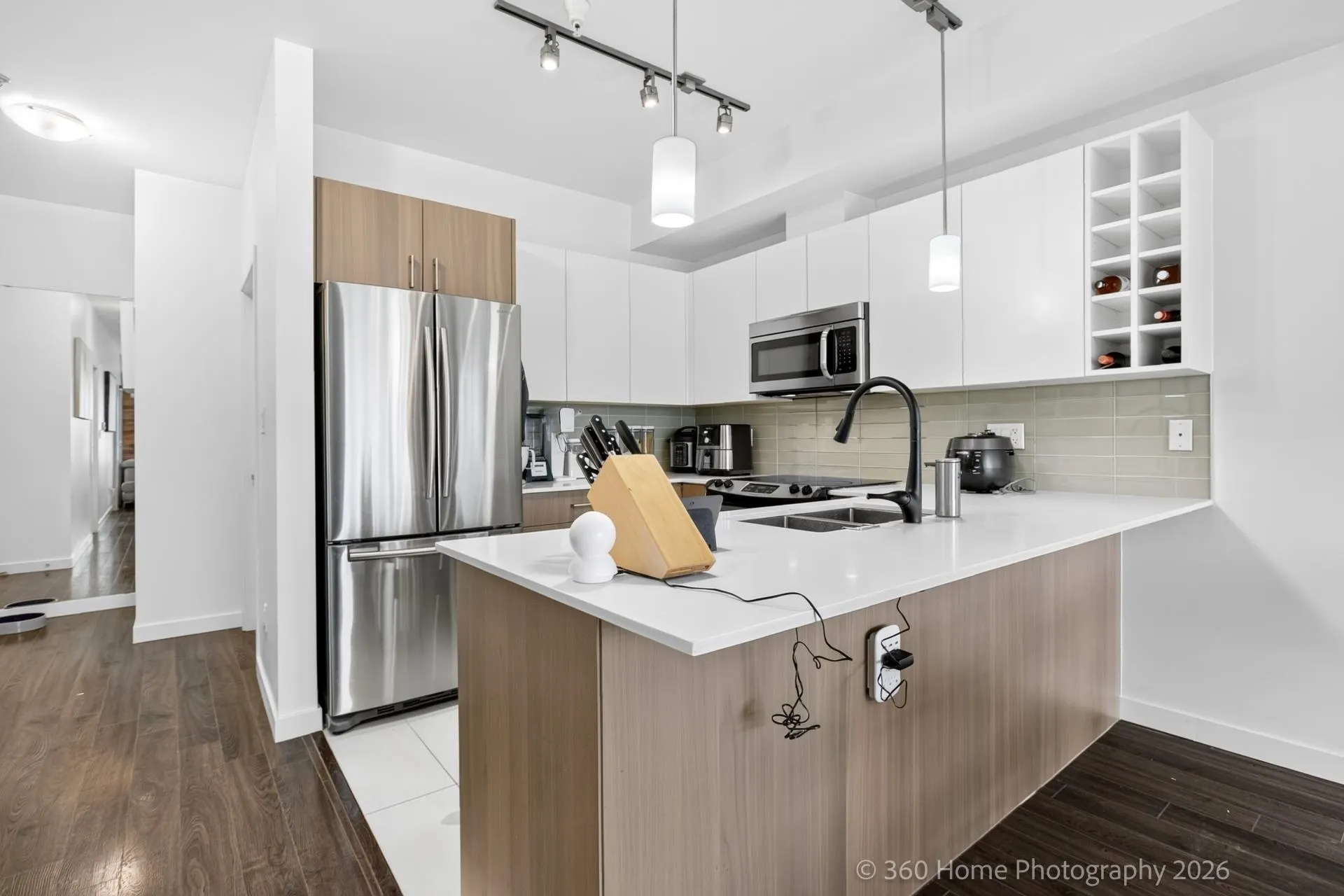 5288 Grimmer Street #202