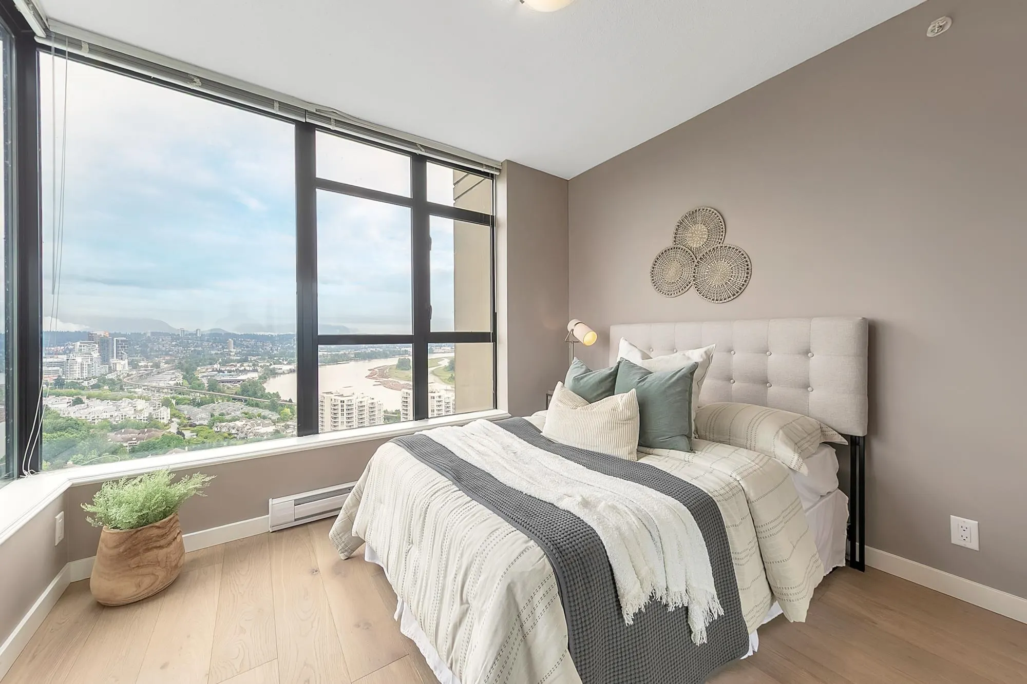 15 E Royal Avenue #2203
