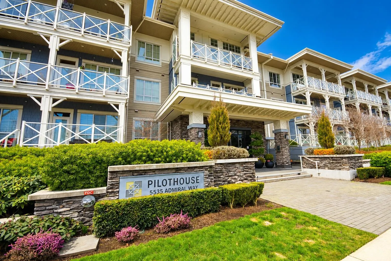 5535 Admiral Way #229
