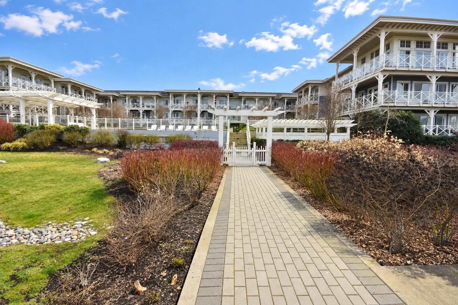5535 Admiral Way #229