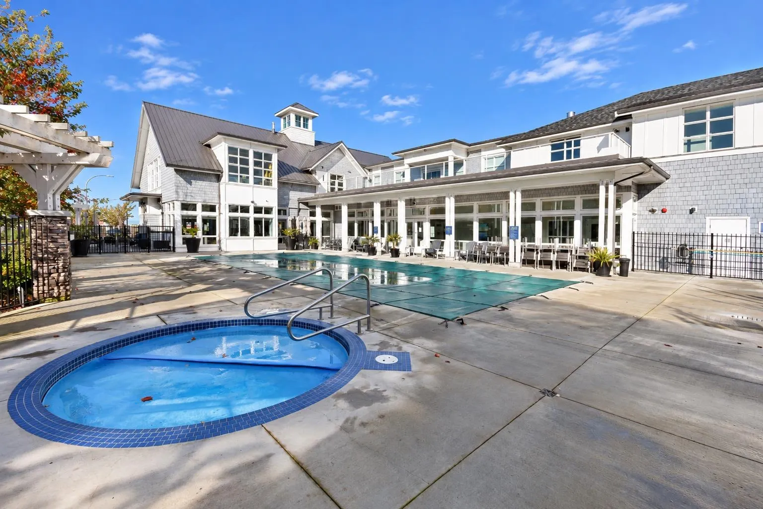 5535 Admiral Way #229