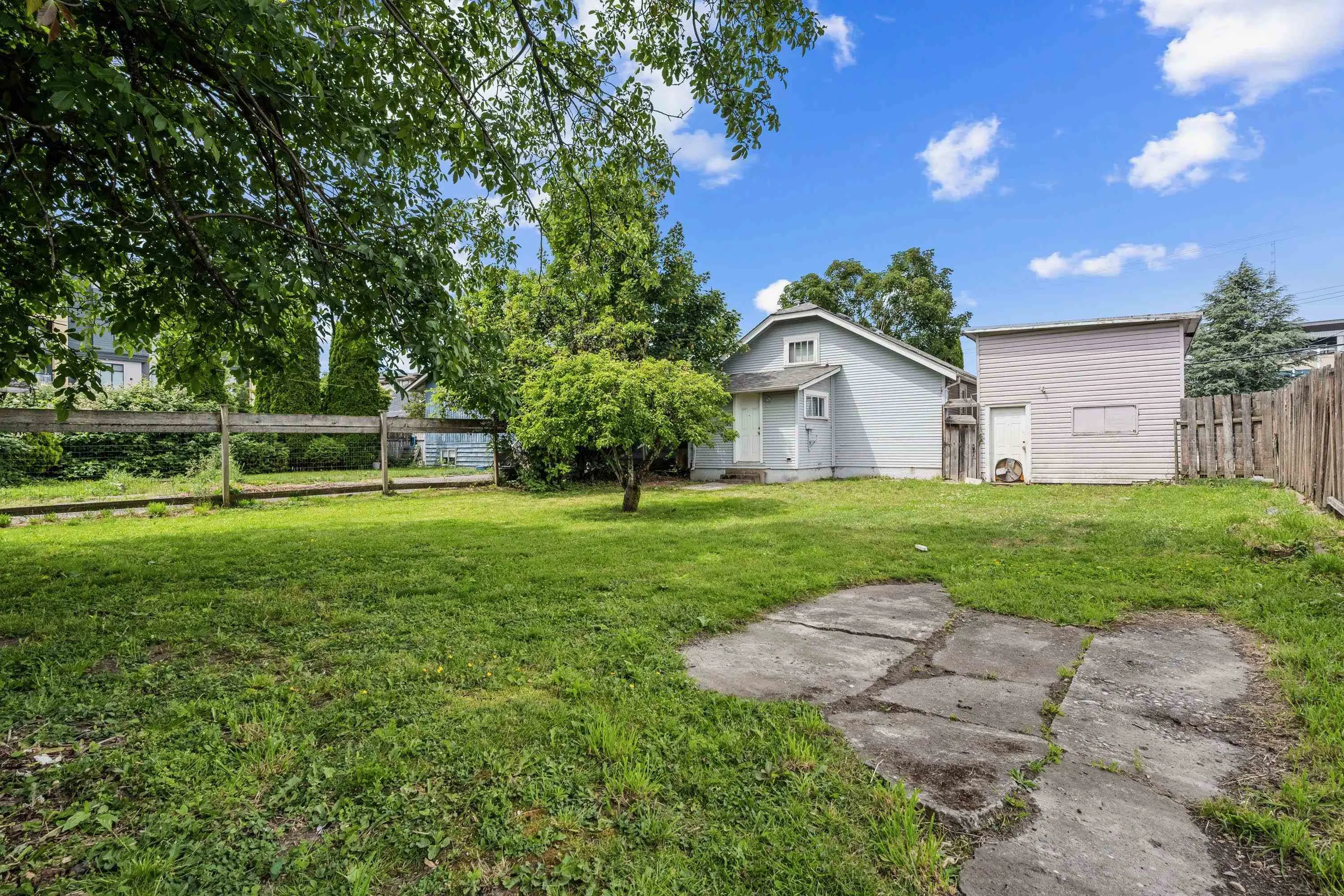 45948 Chesterfield Avenue