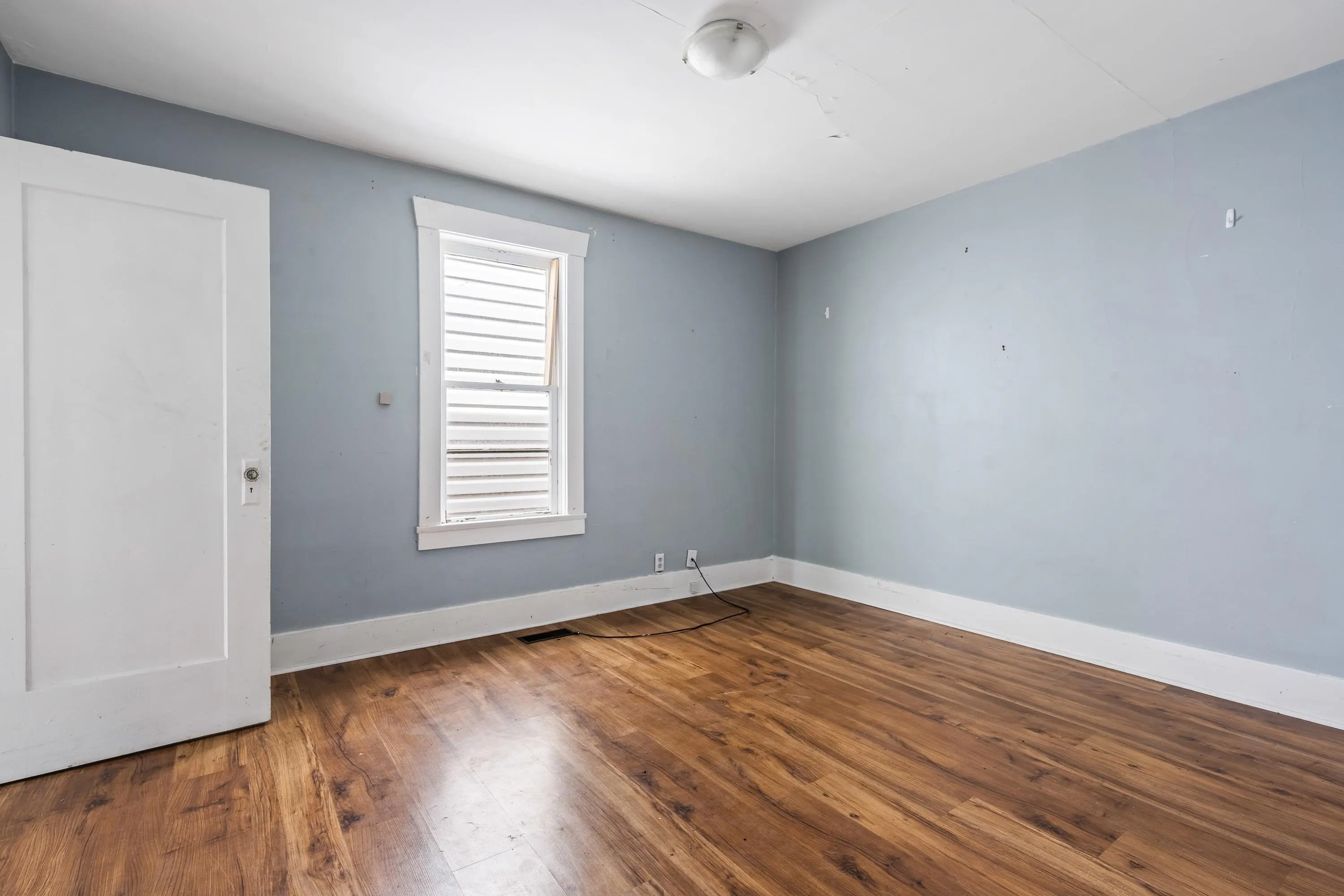 45948 Chesterfield Avenue