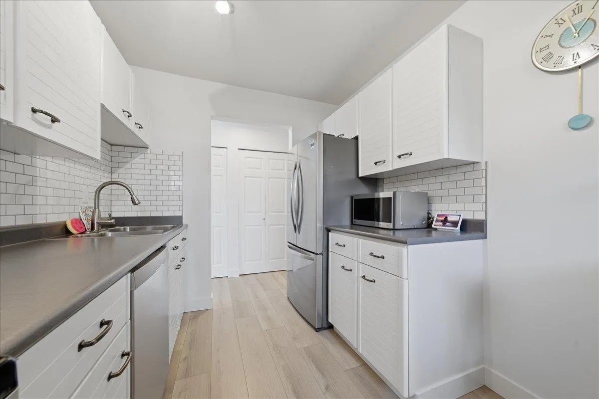 2339 Shaughnessy Street #104