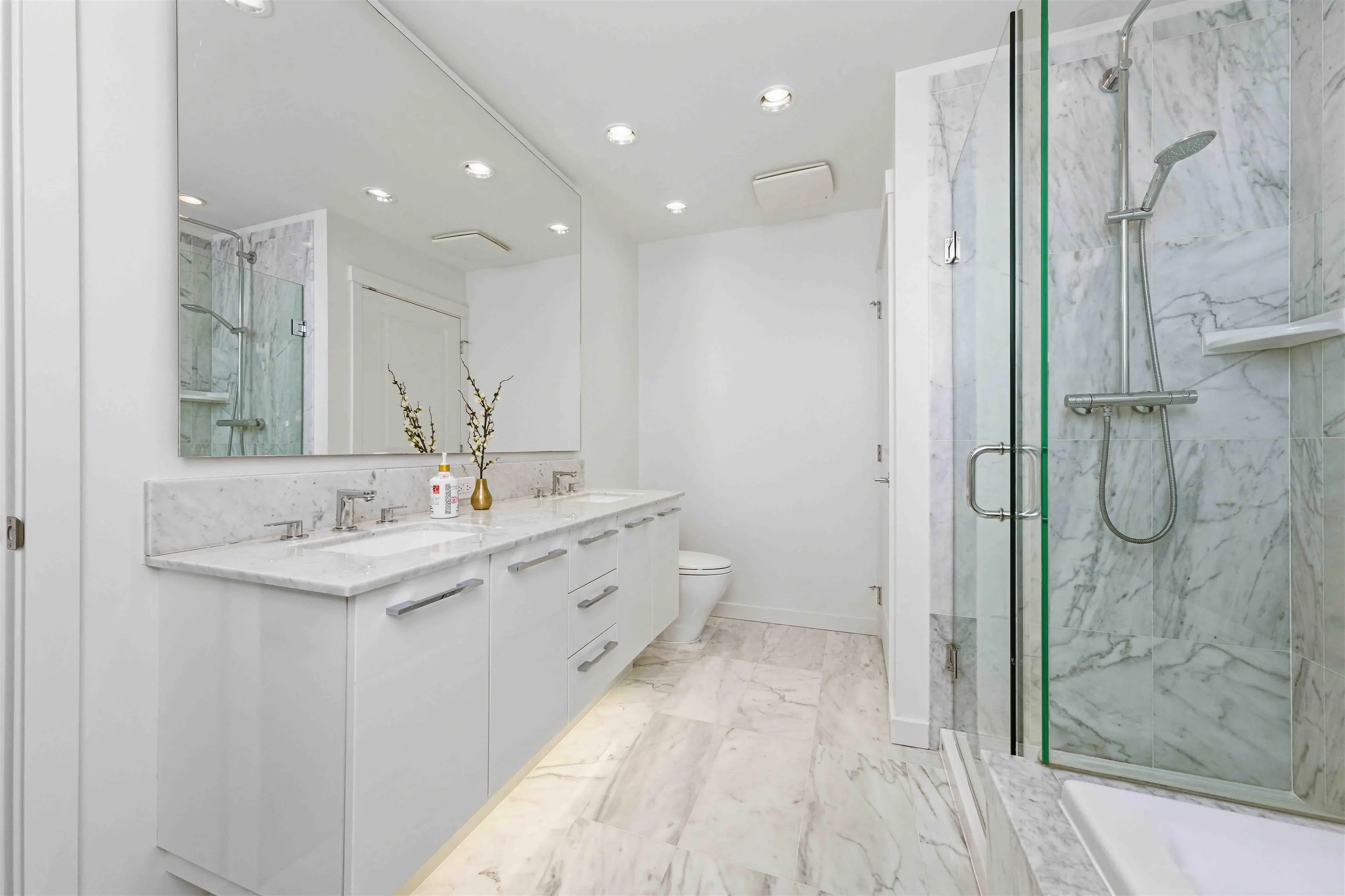 5628 Birney Avenue #709