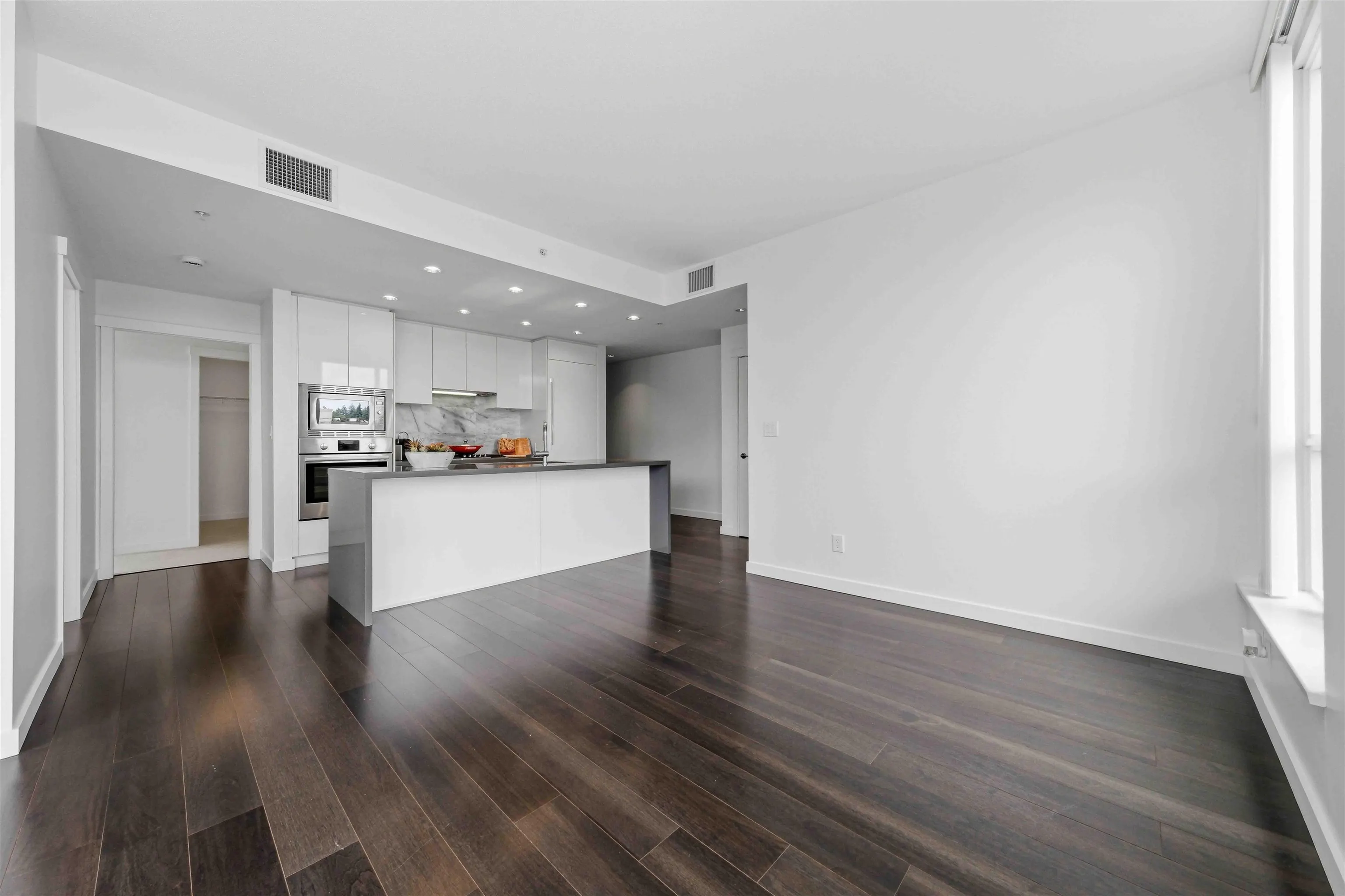 5628 Birney Avenue #709