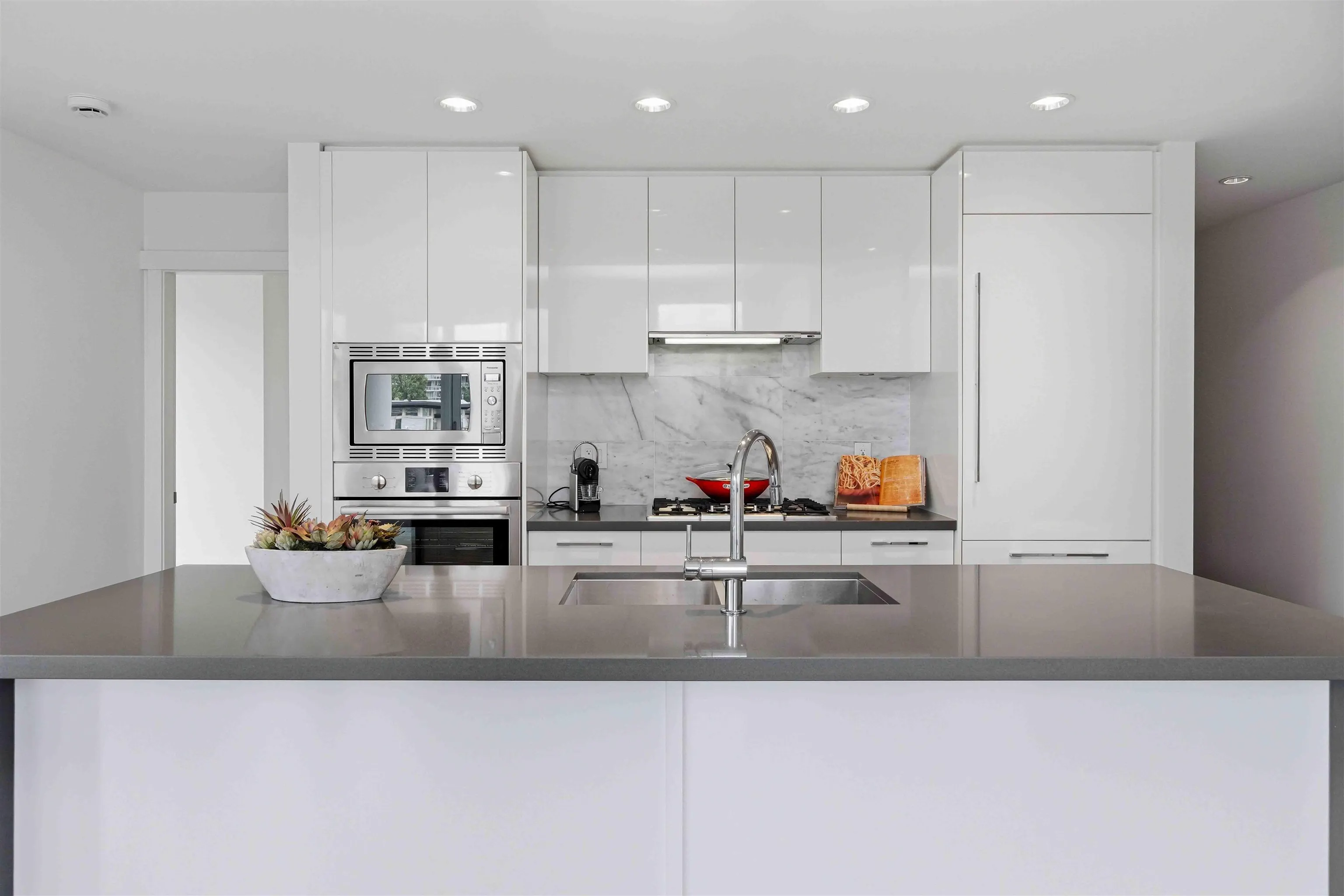 5628 Birney Avenue #709