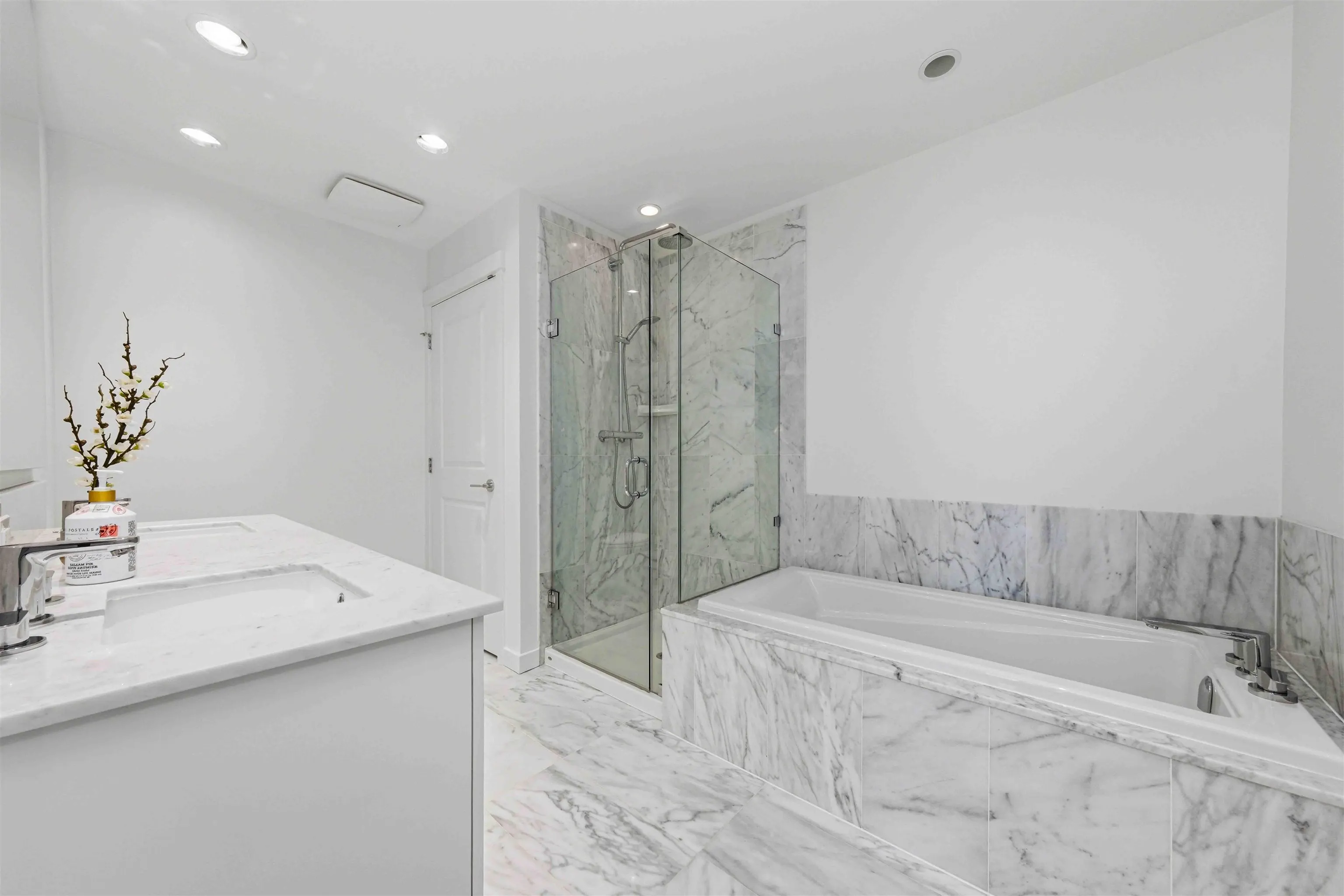5628 Birney Avenue #709