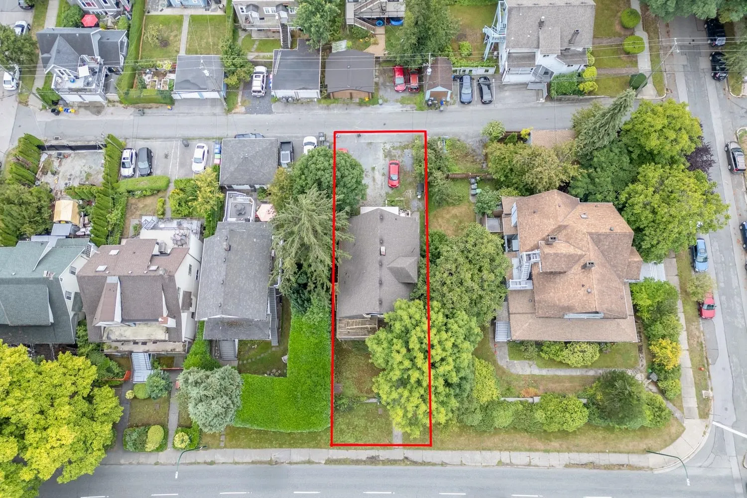 236 W 12th Avenue