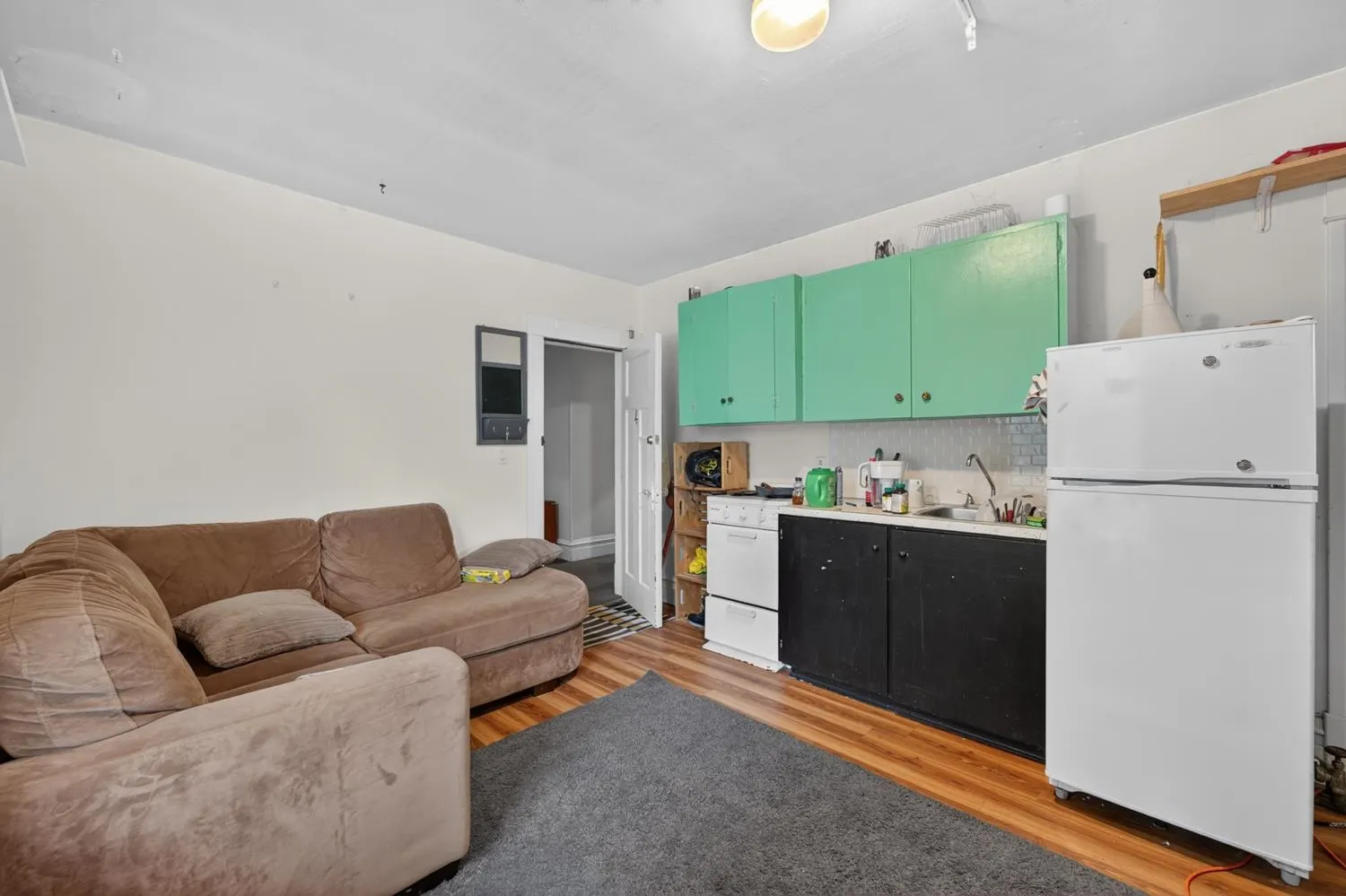 236 W 12th Avenue