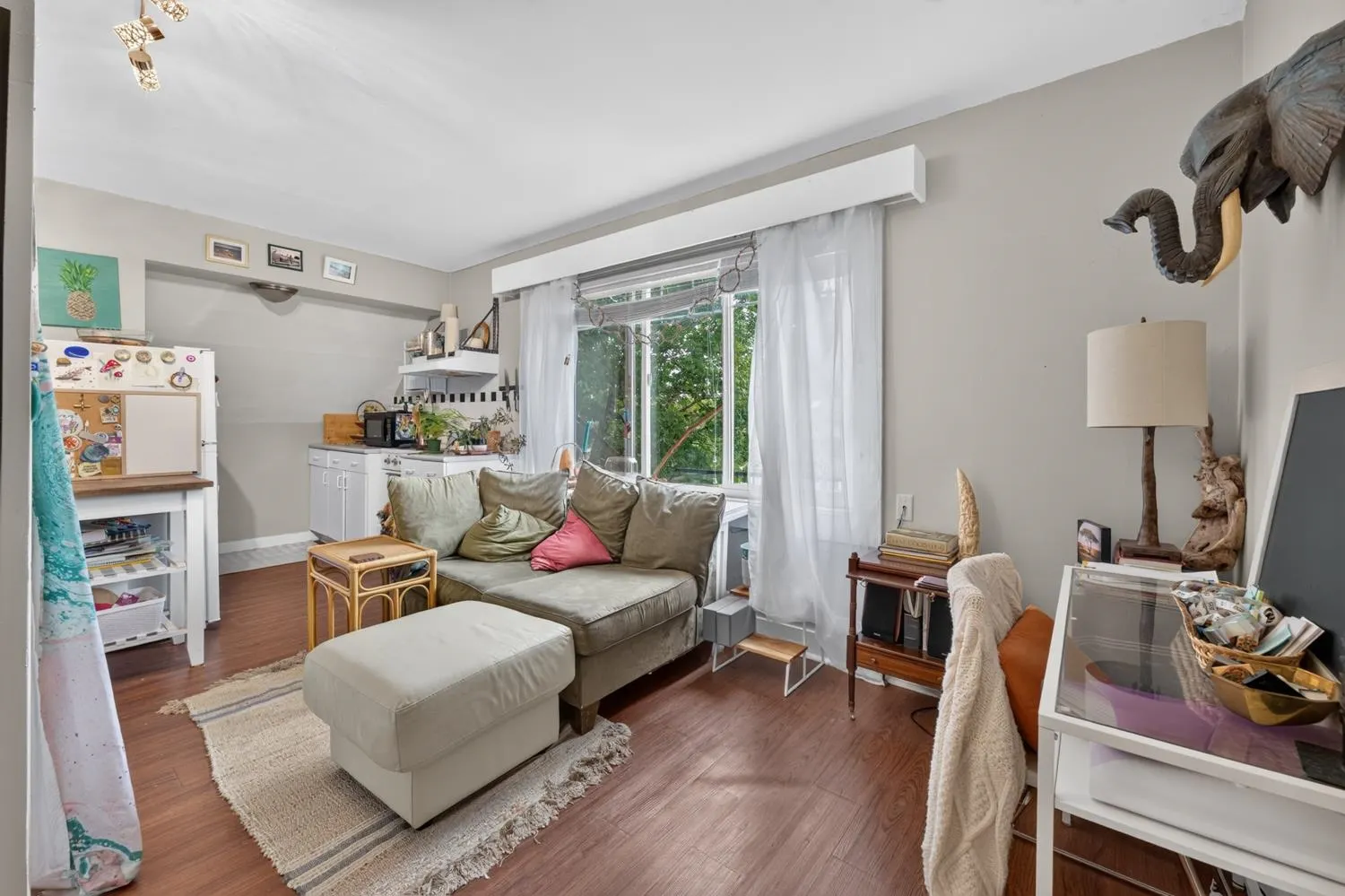 236 W 12th Avenue