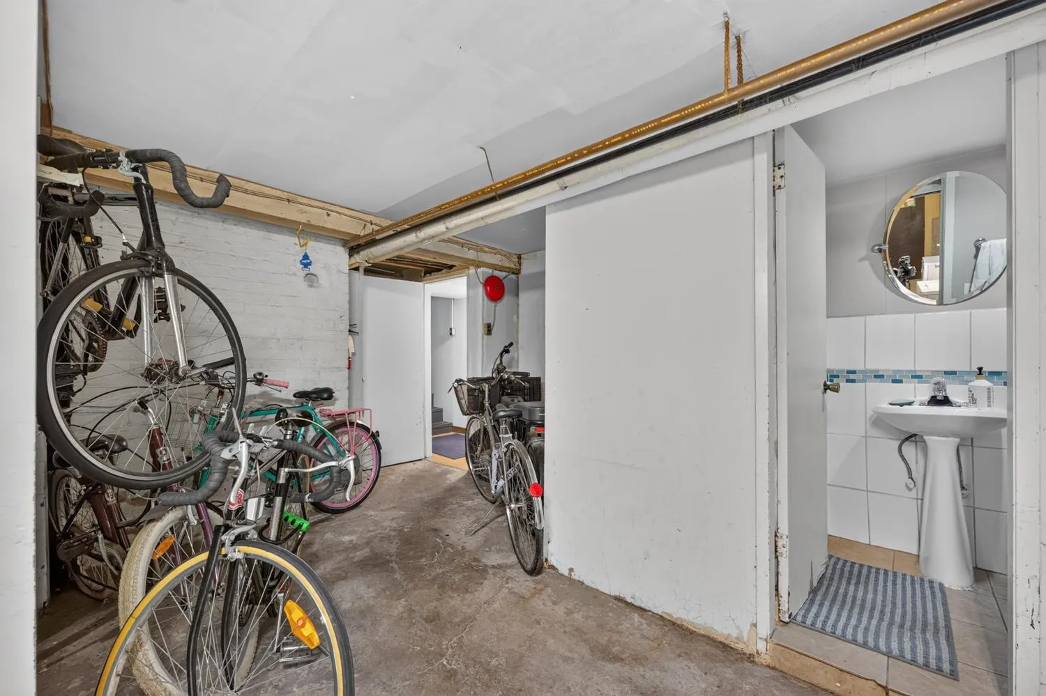 236 W 12th Avenue