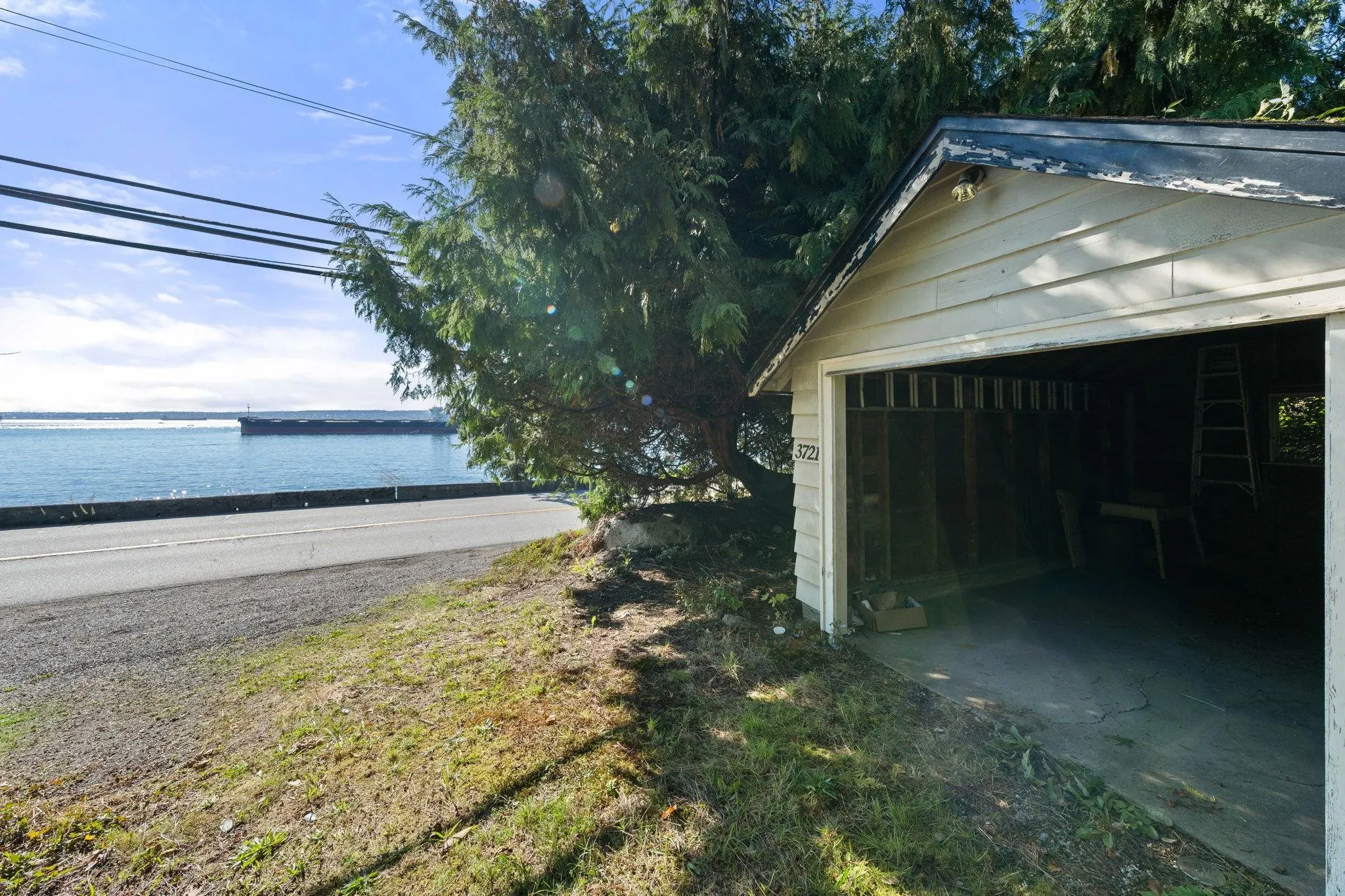 3721 Sunset Lane