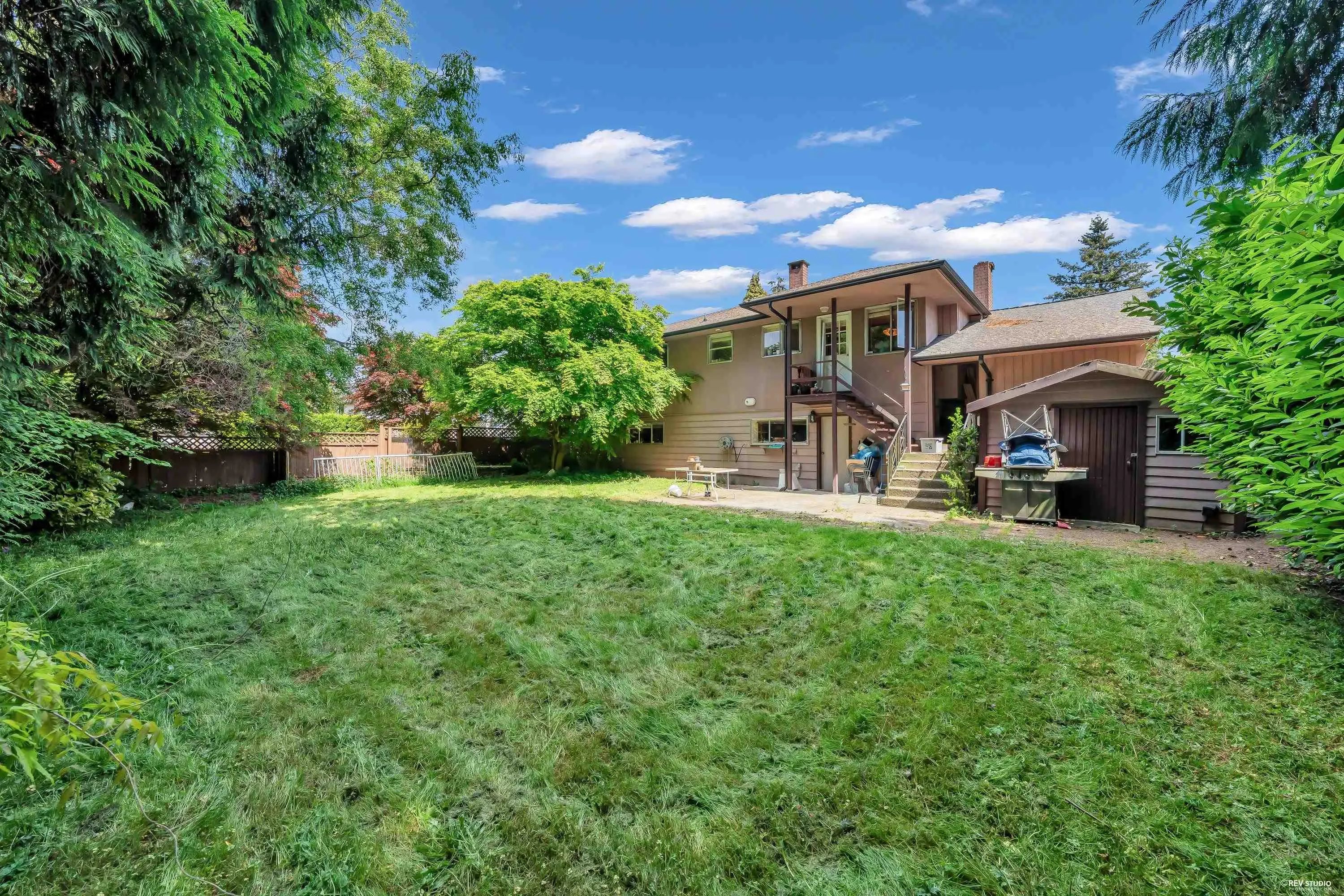 959 Caithness Crescent